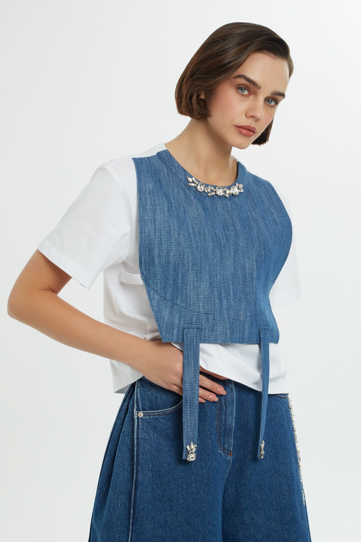 Denim Detaylı İşlemeli Bluz