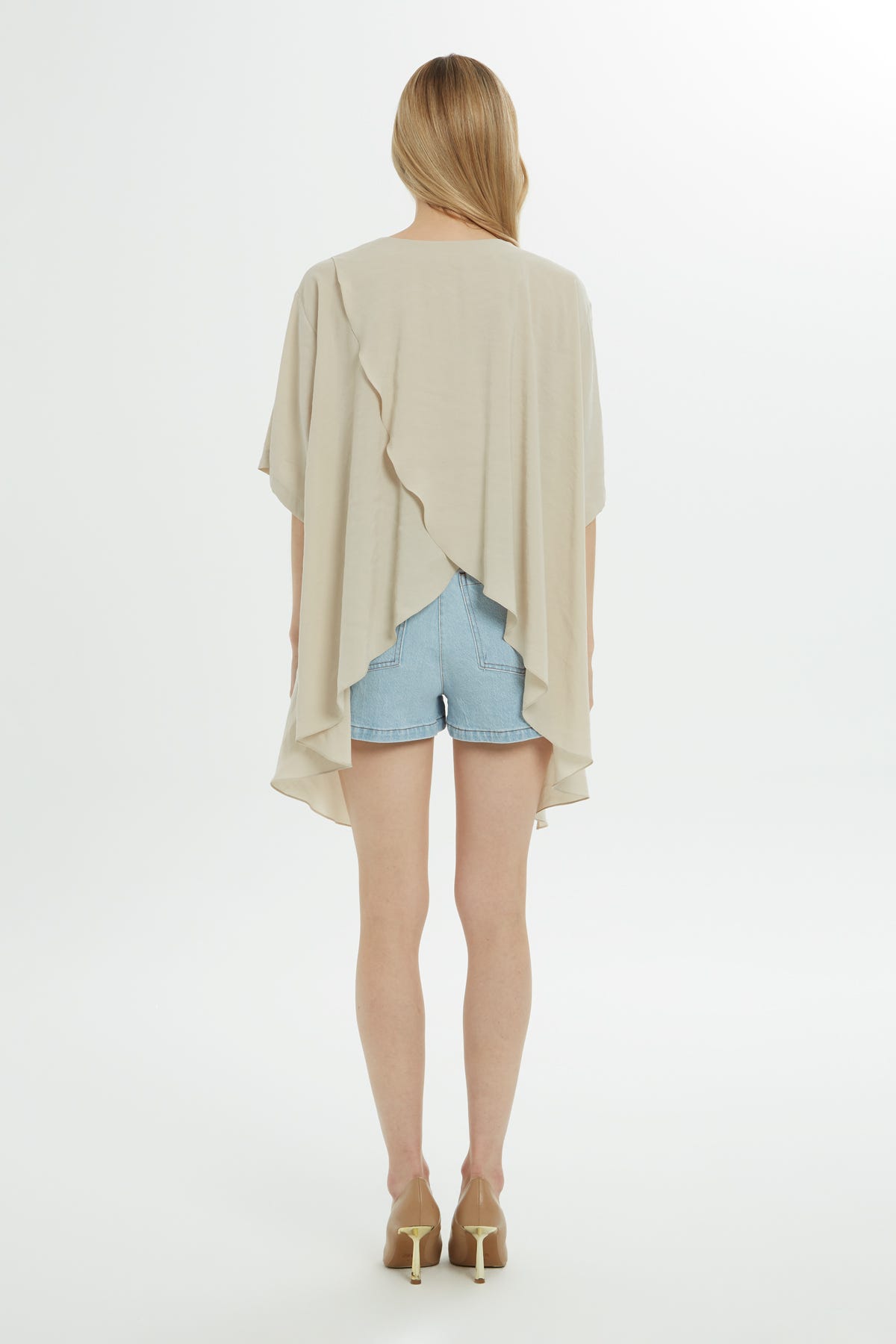 Ve Boncuk İşlemeli Asimetrik Bluz