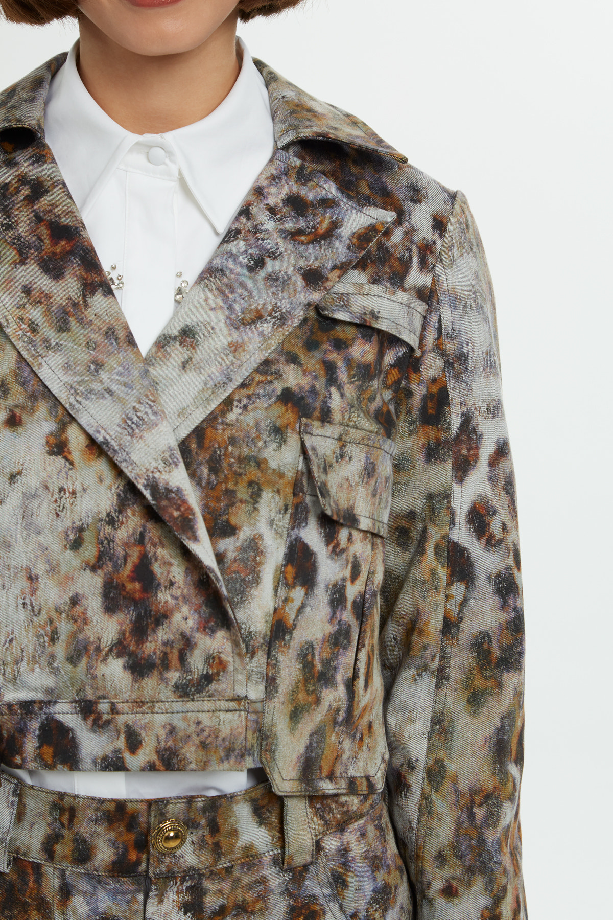 Leopar Desenli Kısa Blazer Ceket