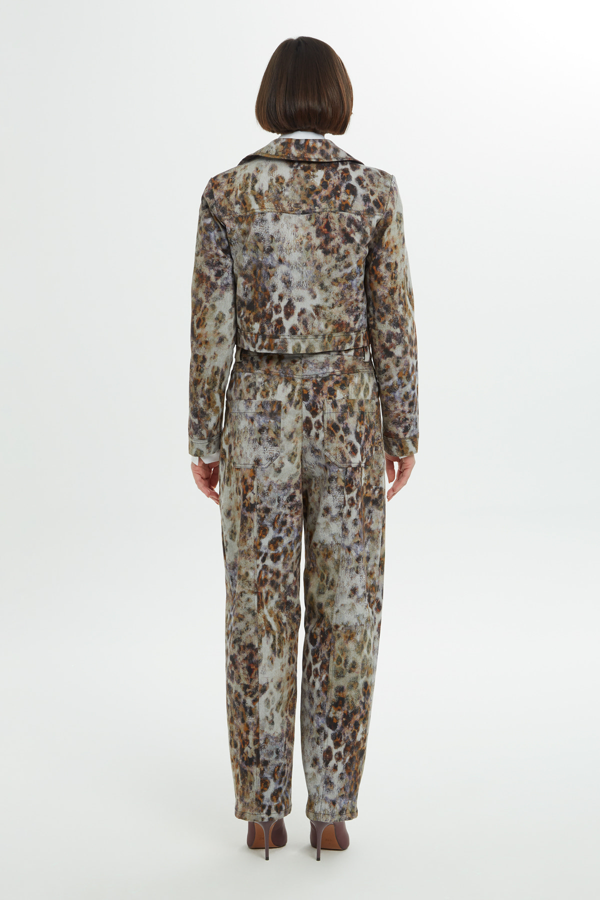 Leopar Desenli Kısa Blazer Ceket