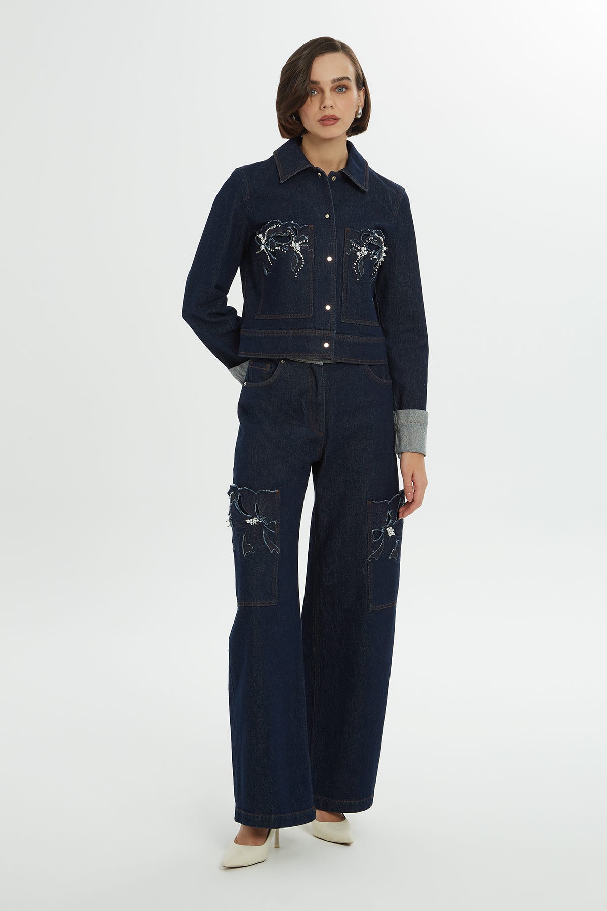 İncili İşlemeli Denim Ceket