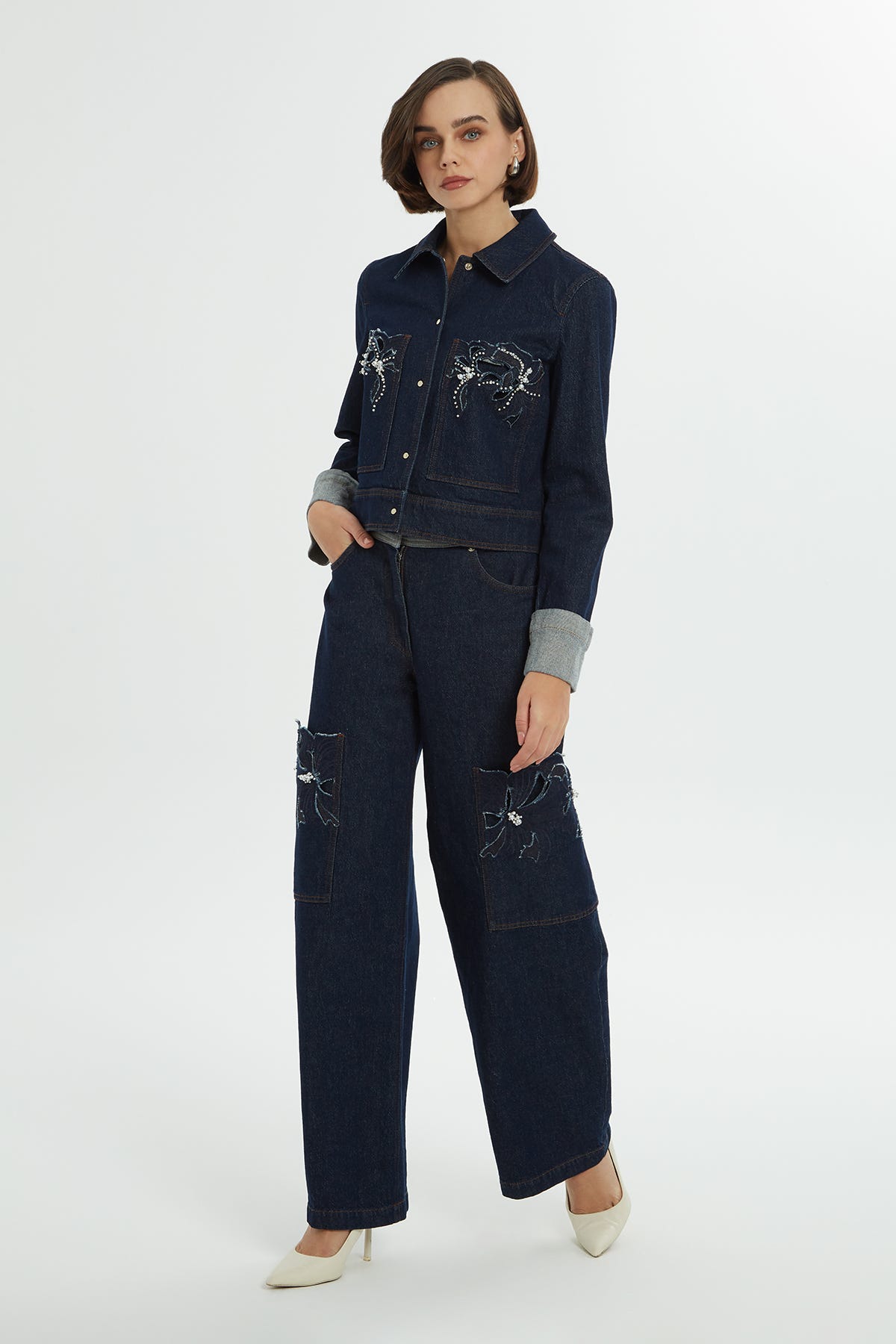 İncili İşlemeli Denim Ceket