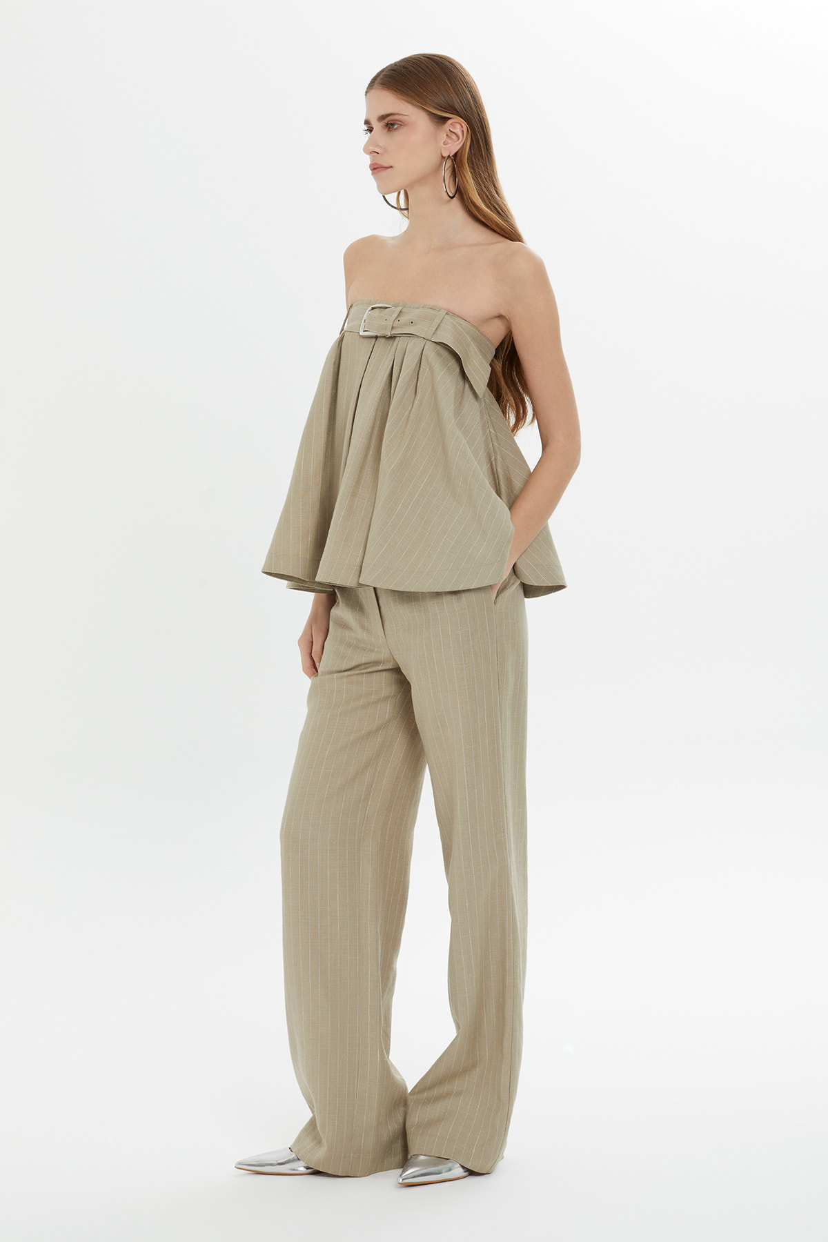 Straplez Bustiyerli Ve Pantolonlu Takım