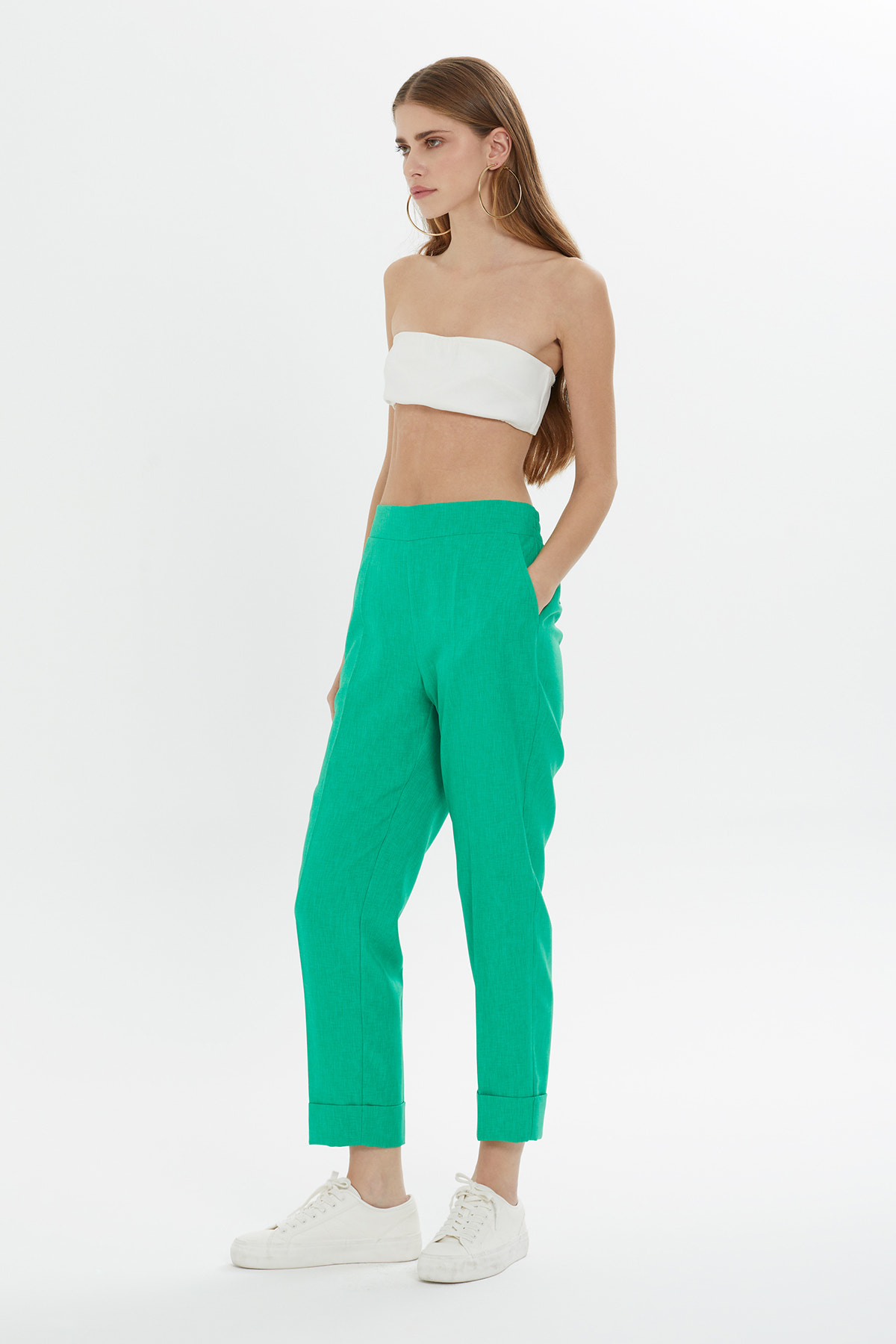 Beli Lastik Detaylı Double Paça Açık Pantolon