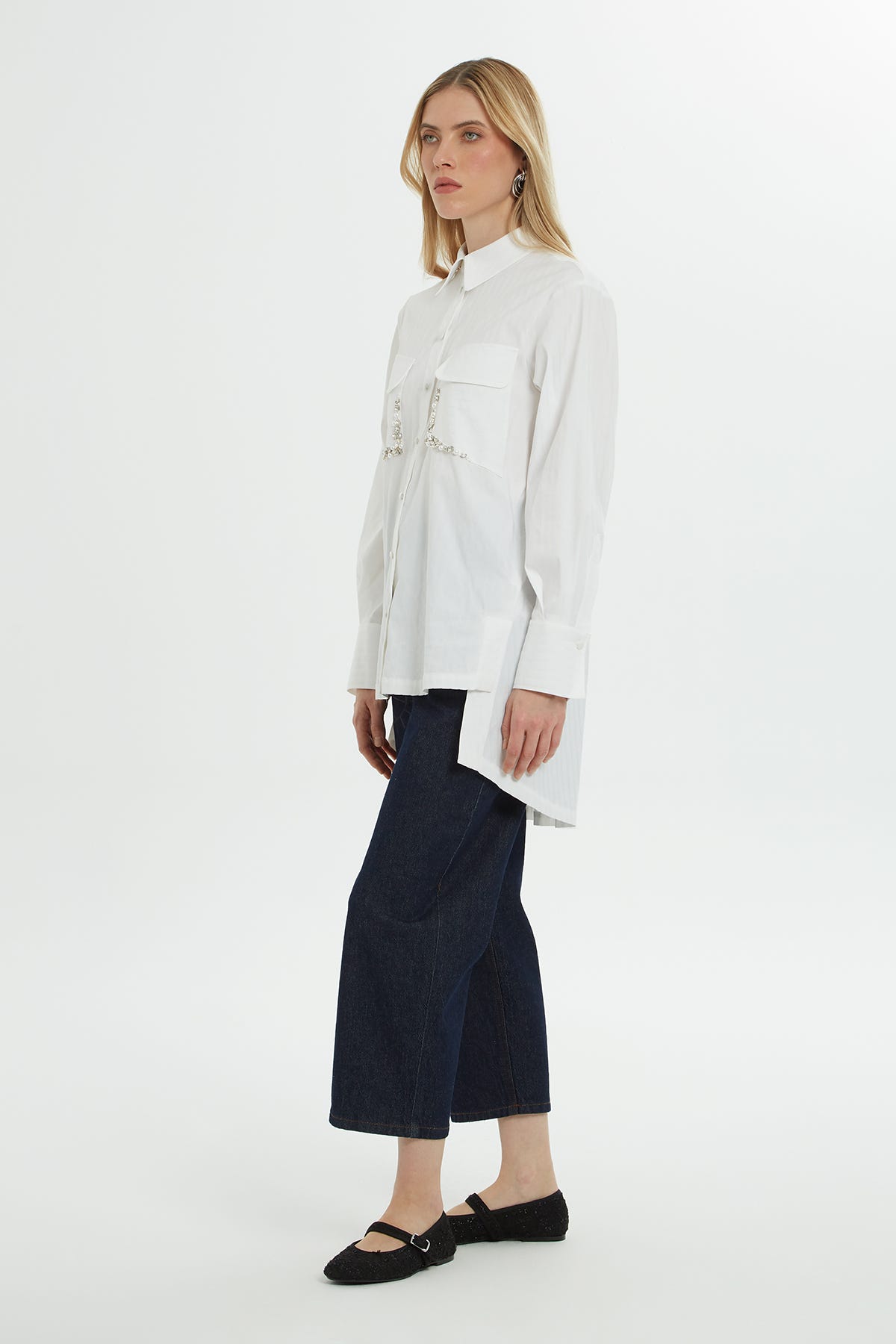 İşlemeli Uzun Kollu Cepli Gömlek