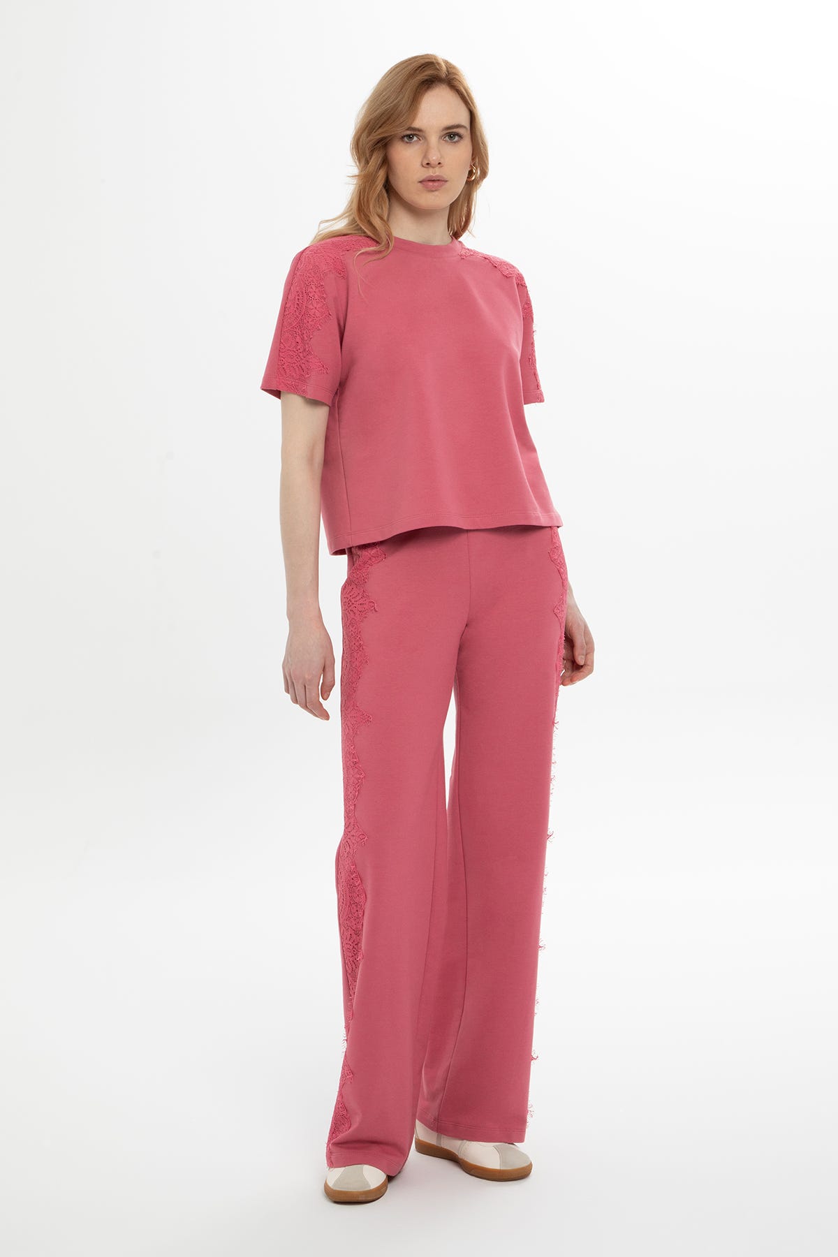 Dantel Detaylı Yarım Kol Eşofman Takımı