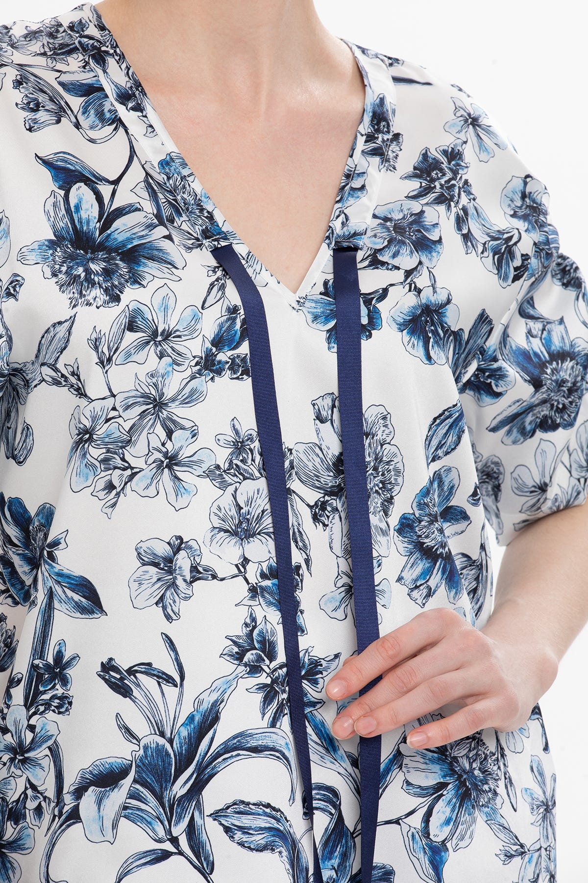 Çiçek Desenli Rahat Kesim Takım