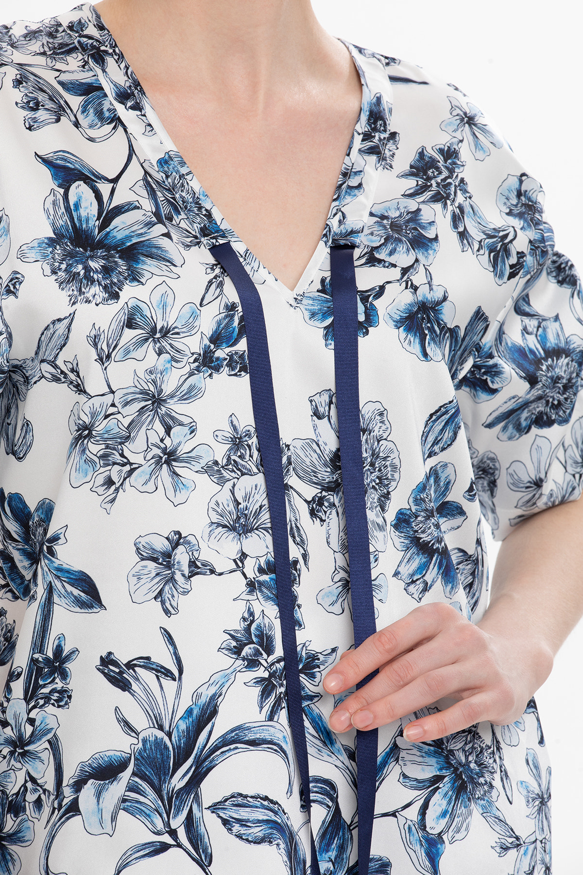 Çiçek Desenli Rahat Kesim Takım