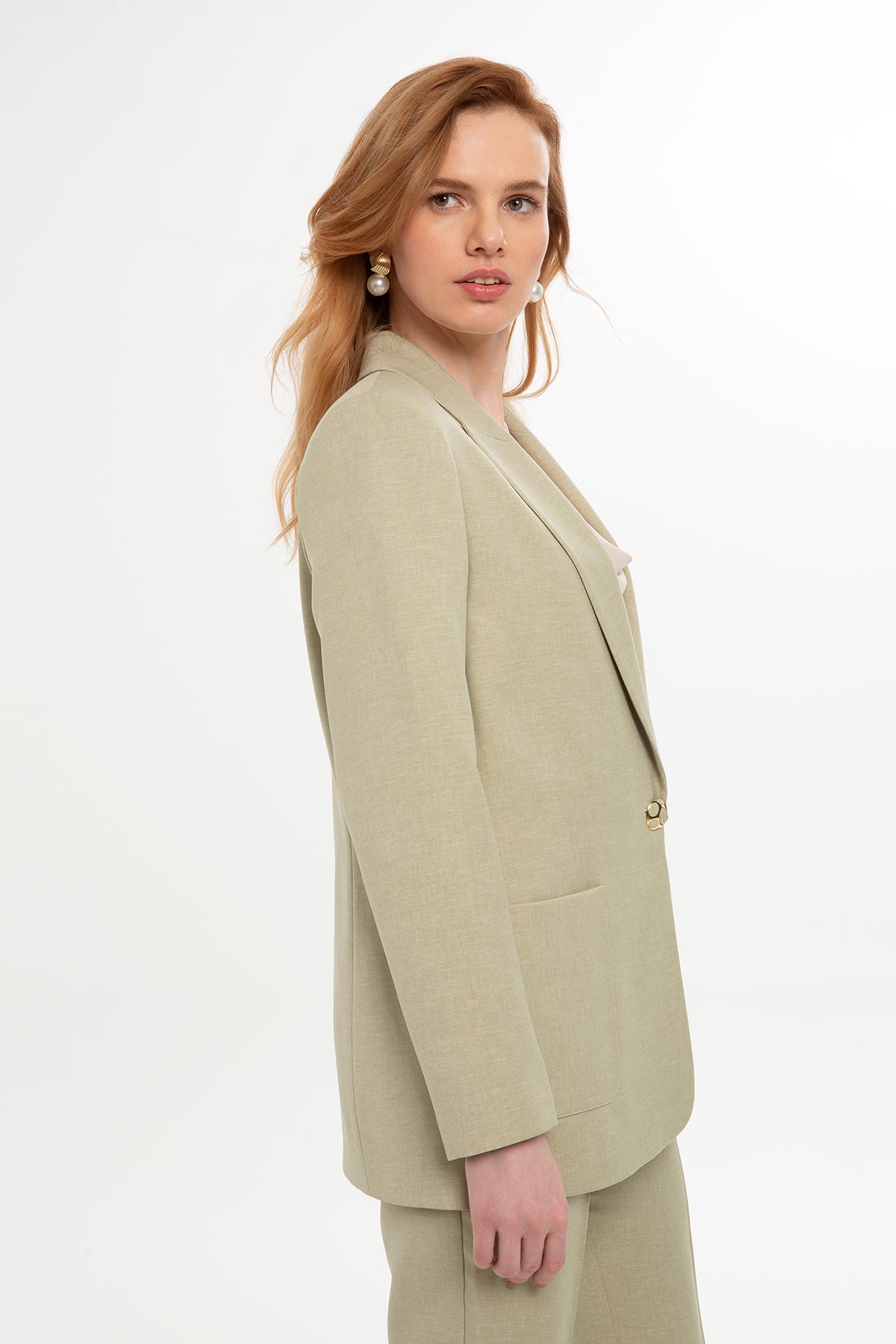 Kruvaze Ceket Ve Double Paça Pantolonlu Takım