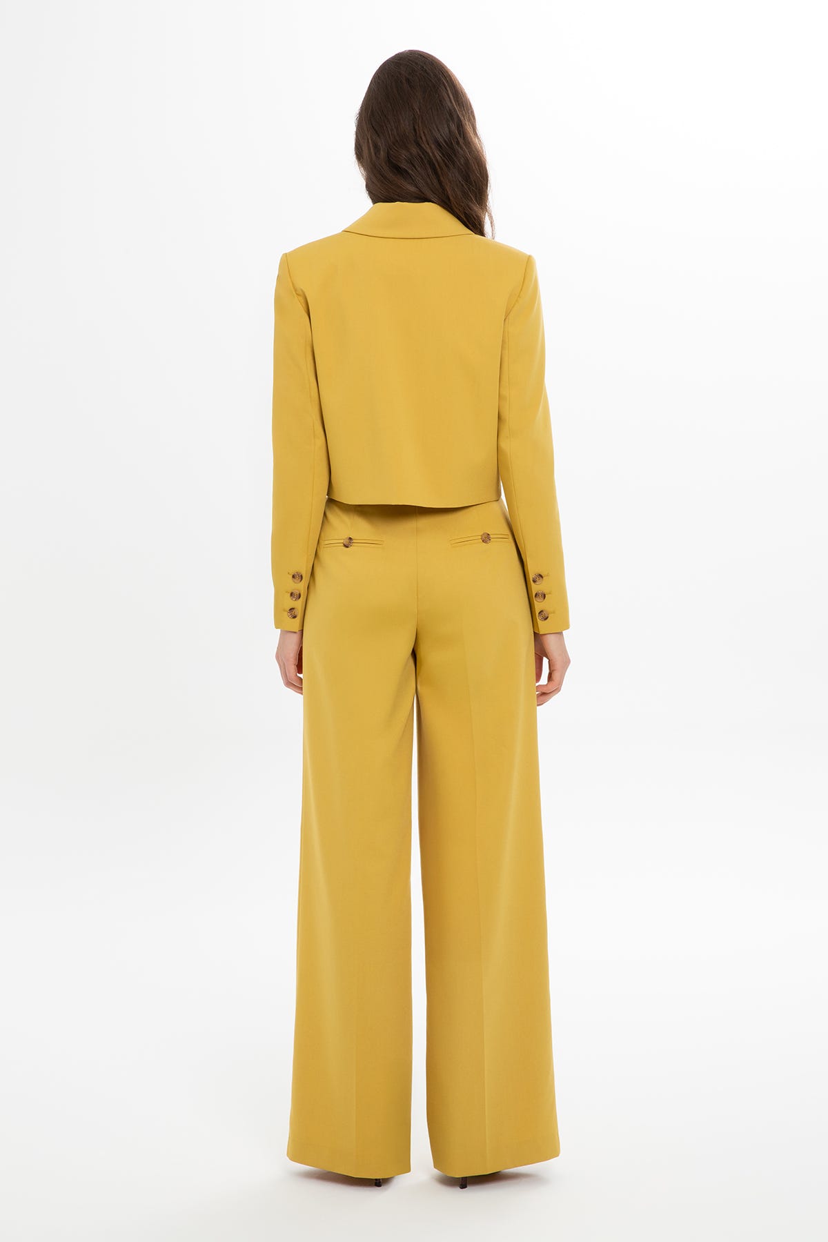Crop Ceket Ve Geniş Paça Pantolonlu Takım