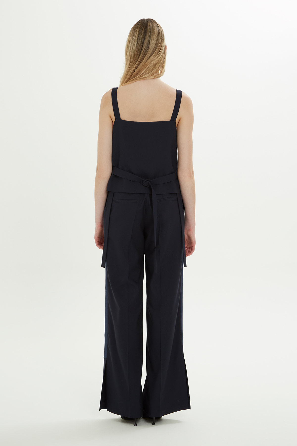 Arkadan Ayarlanabilir Askılı Bluz