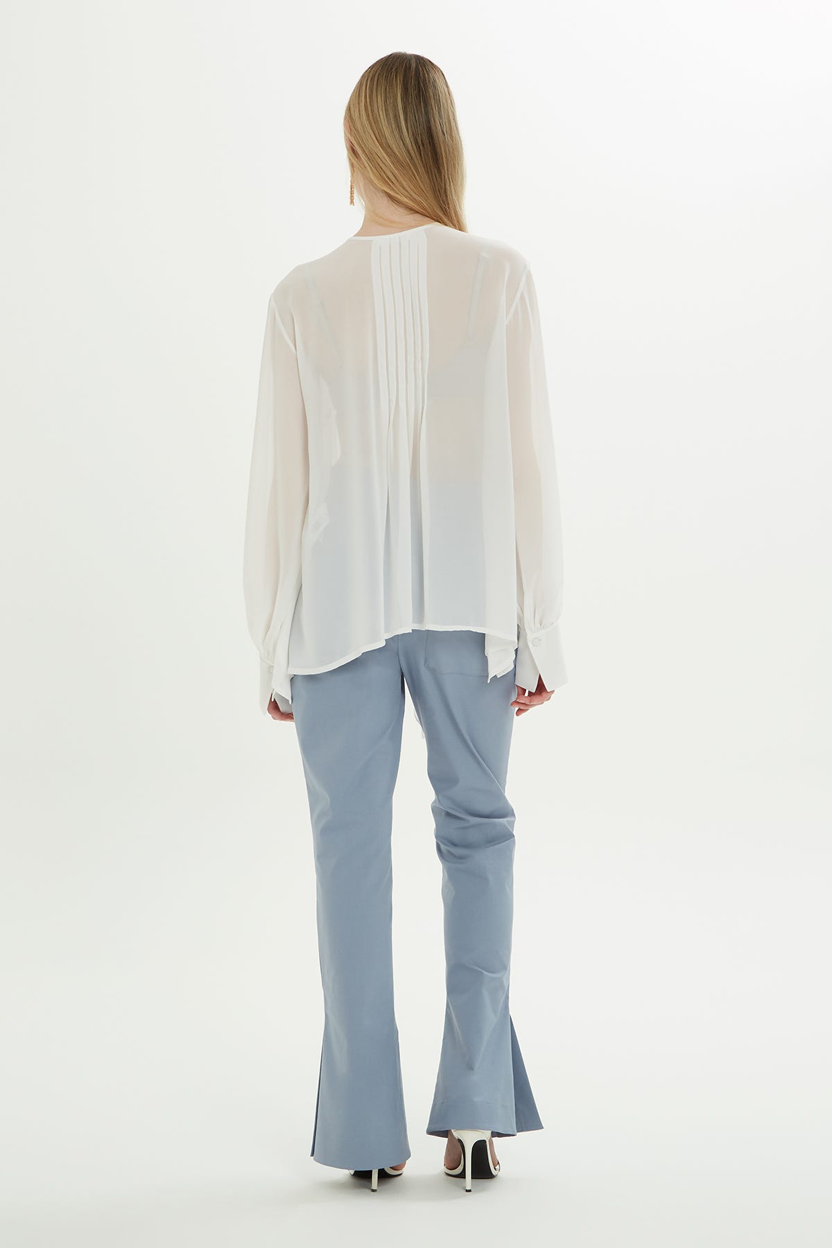 Volan Detaylı Transparan Bluz
