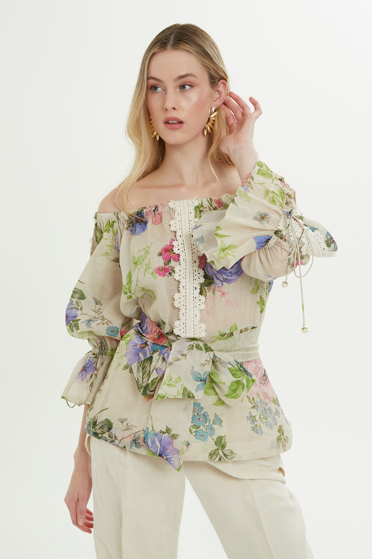 Düşük Omuzlu Desenli Bluz