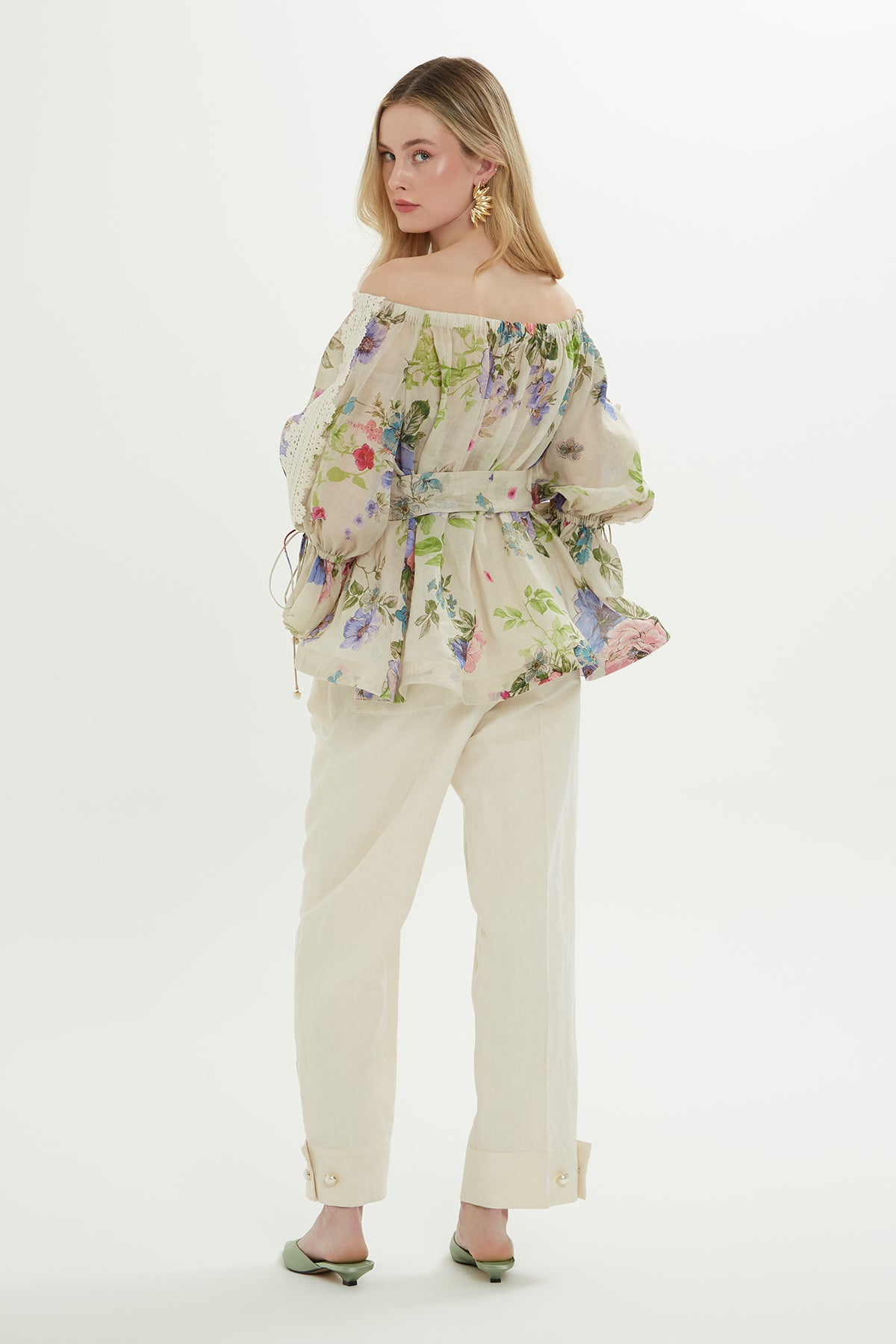 Düşük Omuzlu Desenli Bluz