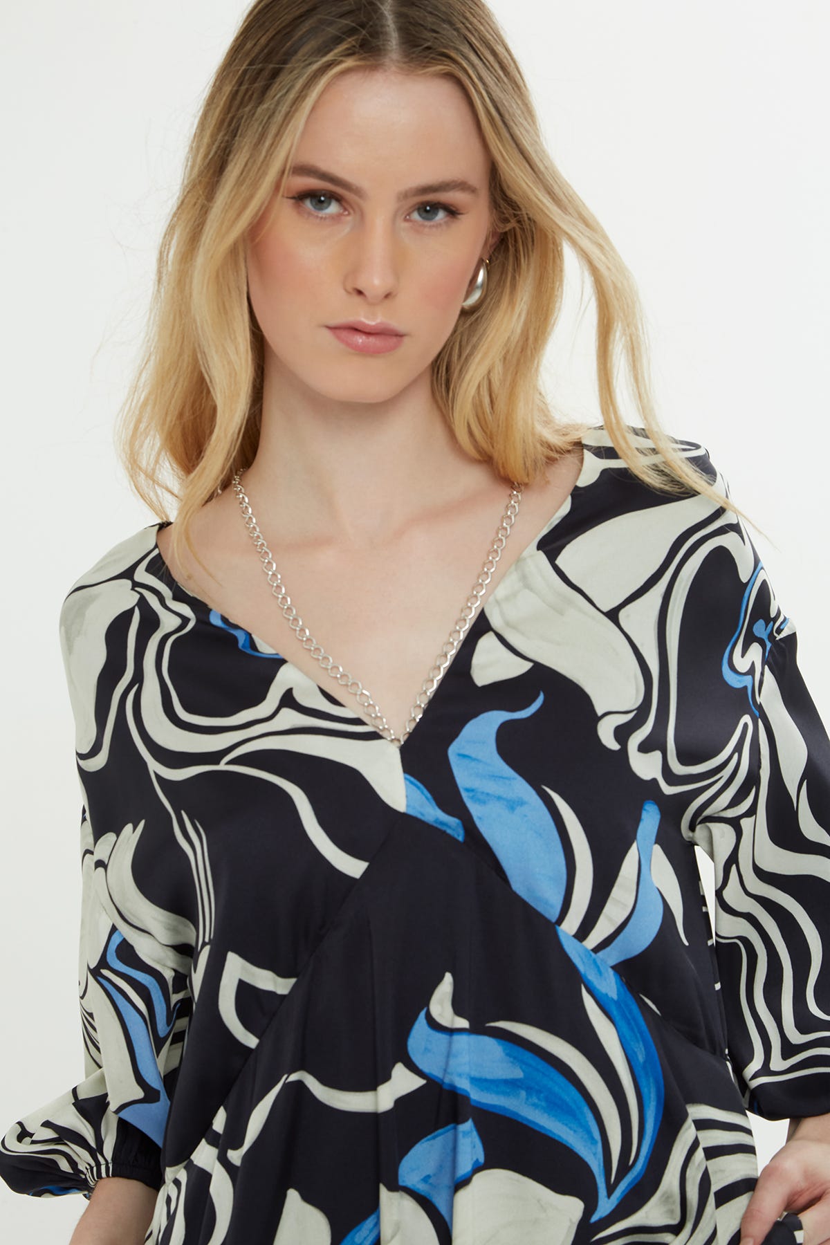 Yarım Kollu Desenli Uzun Elbise