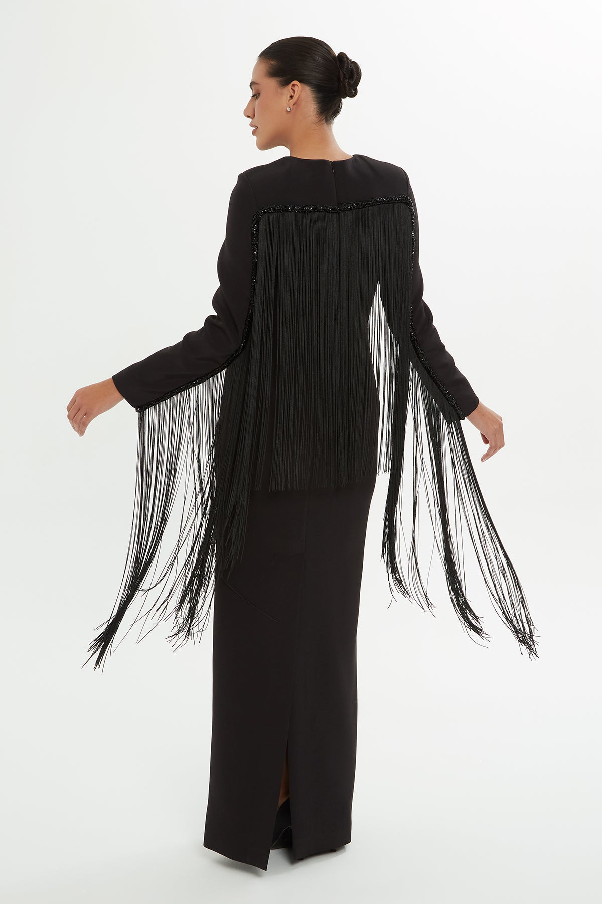 Arkası Püskül Detaylı Uzun Elbise