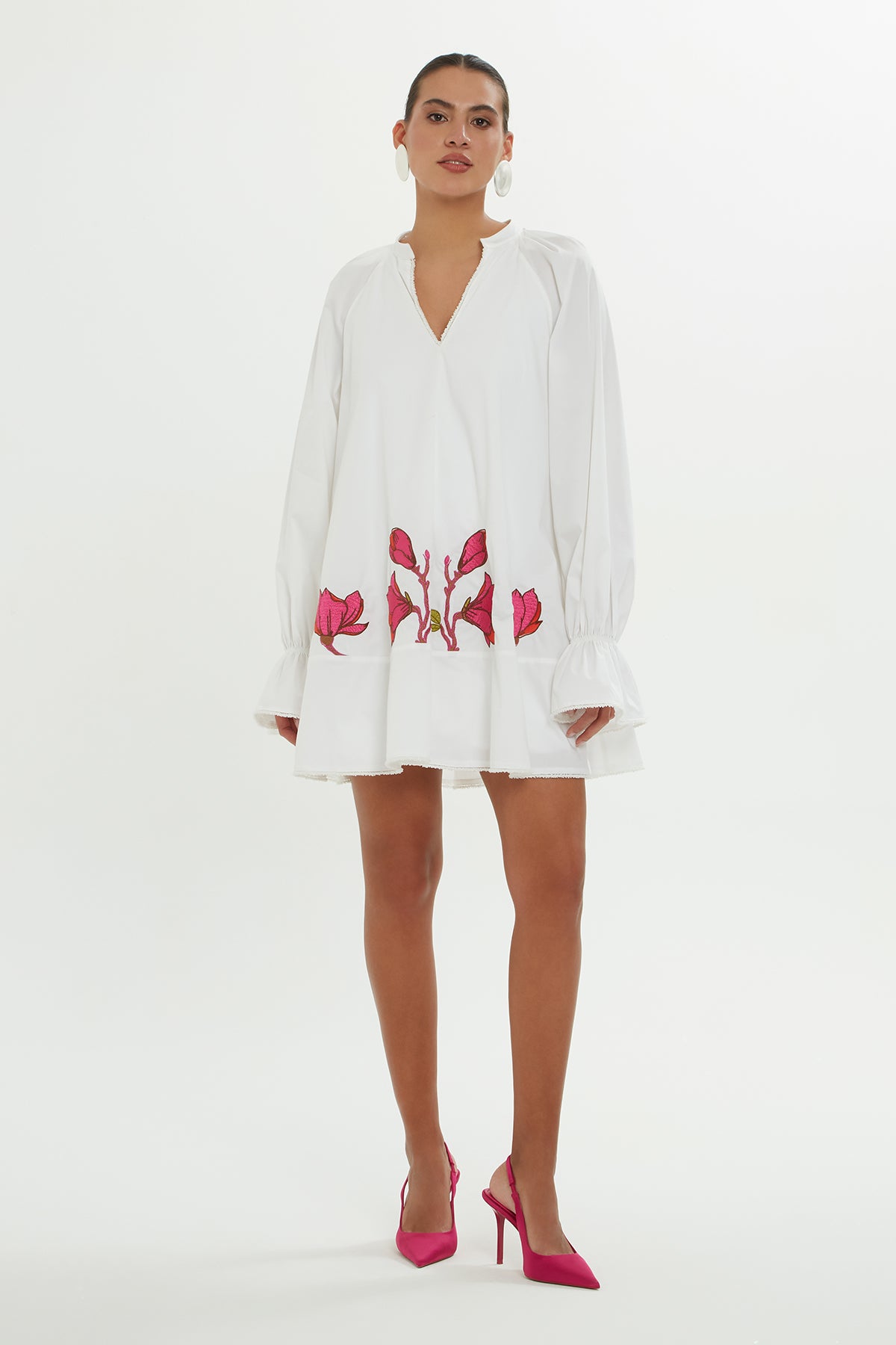 Nakışlı Kısa Elbise