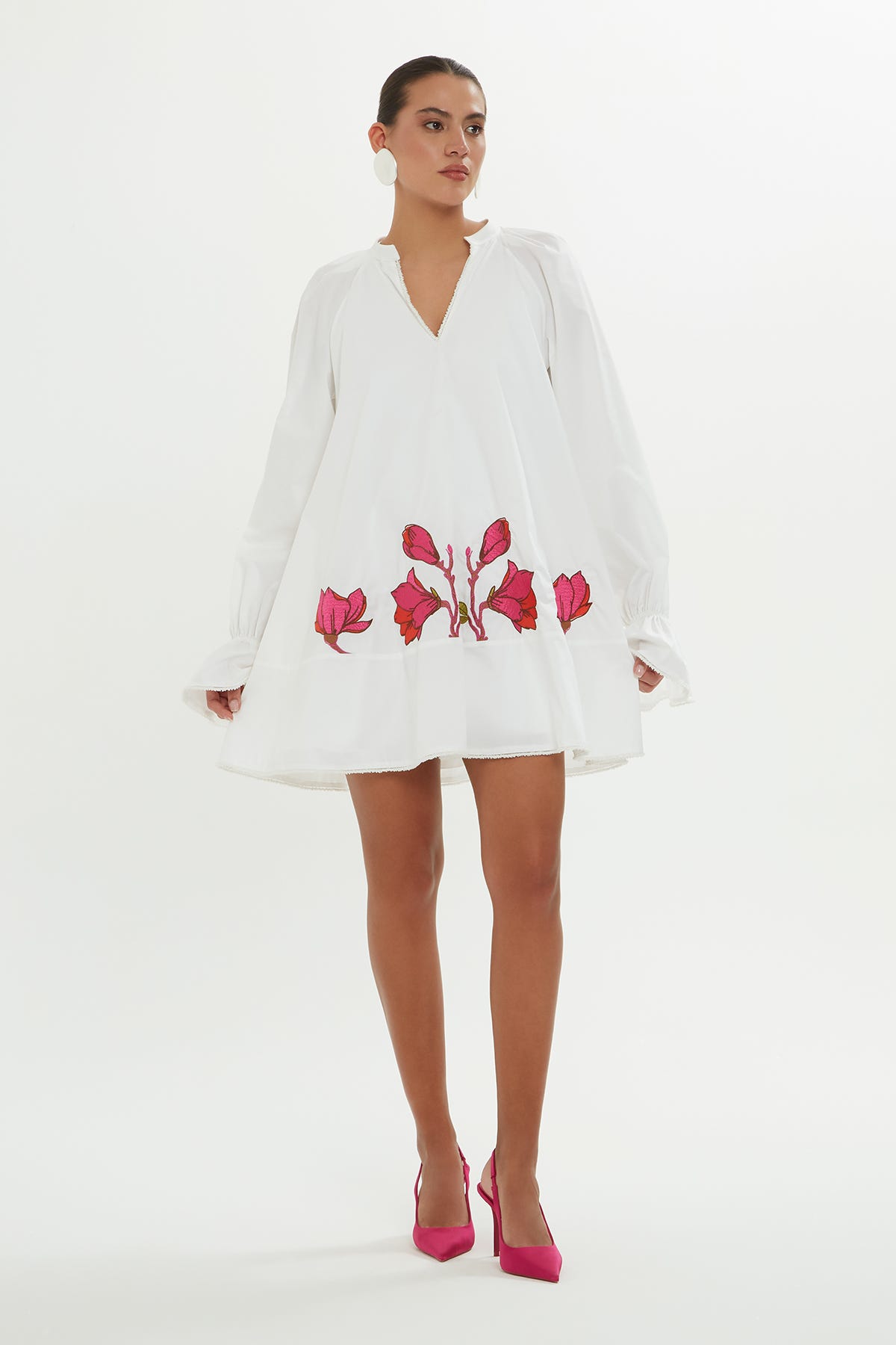 Nakışlı Kısa Elbise