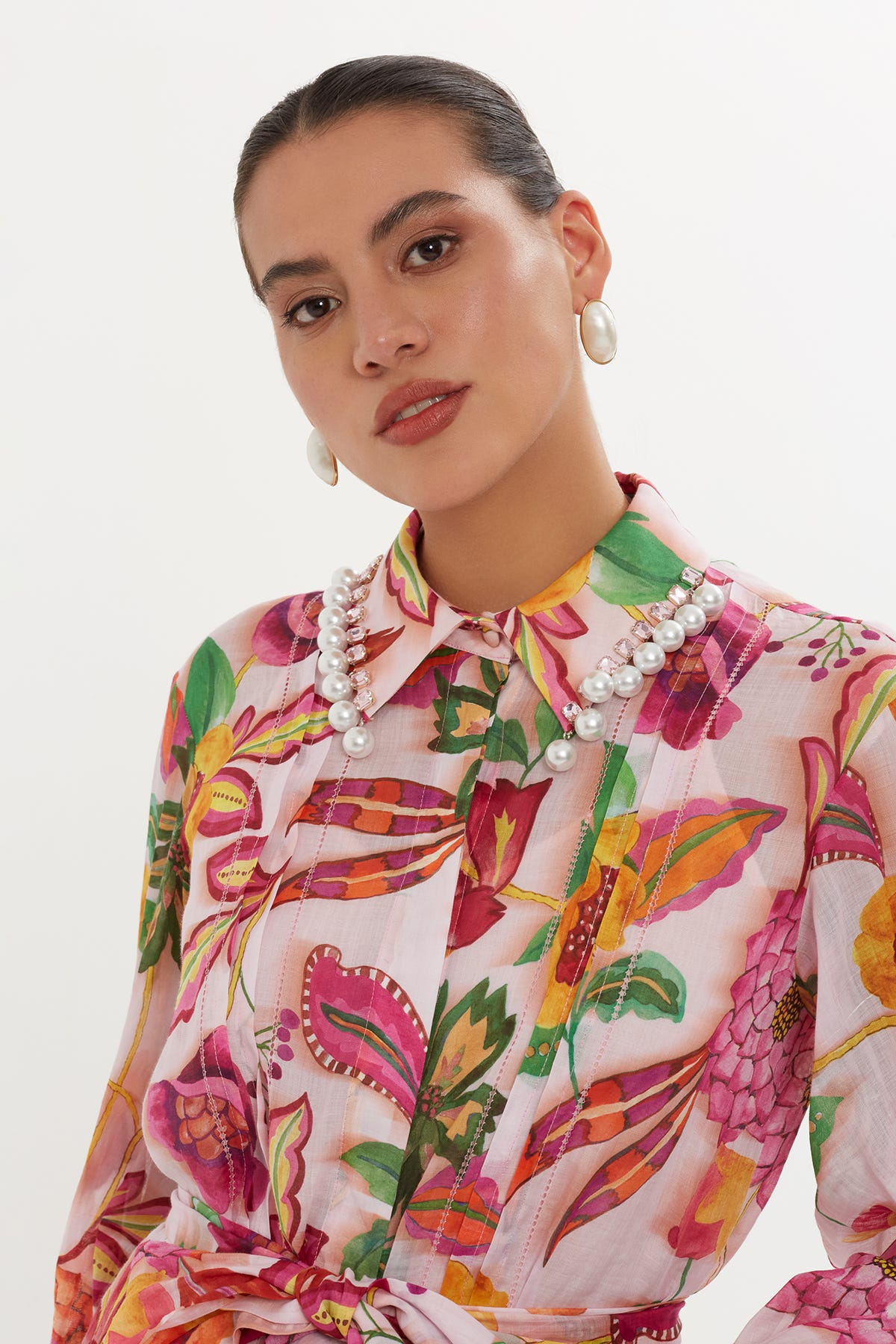 Kolu Volanlı Desenli Uzun Elbise