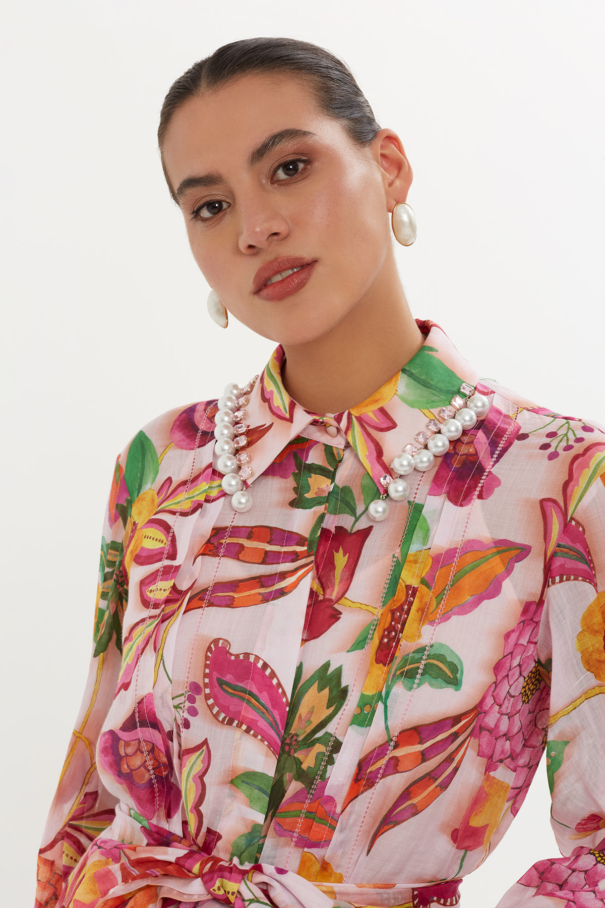 Kolu Volanlı Desenli Uzun Elbise