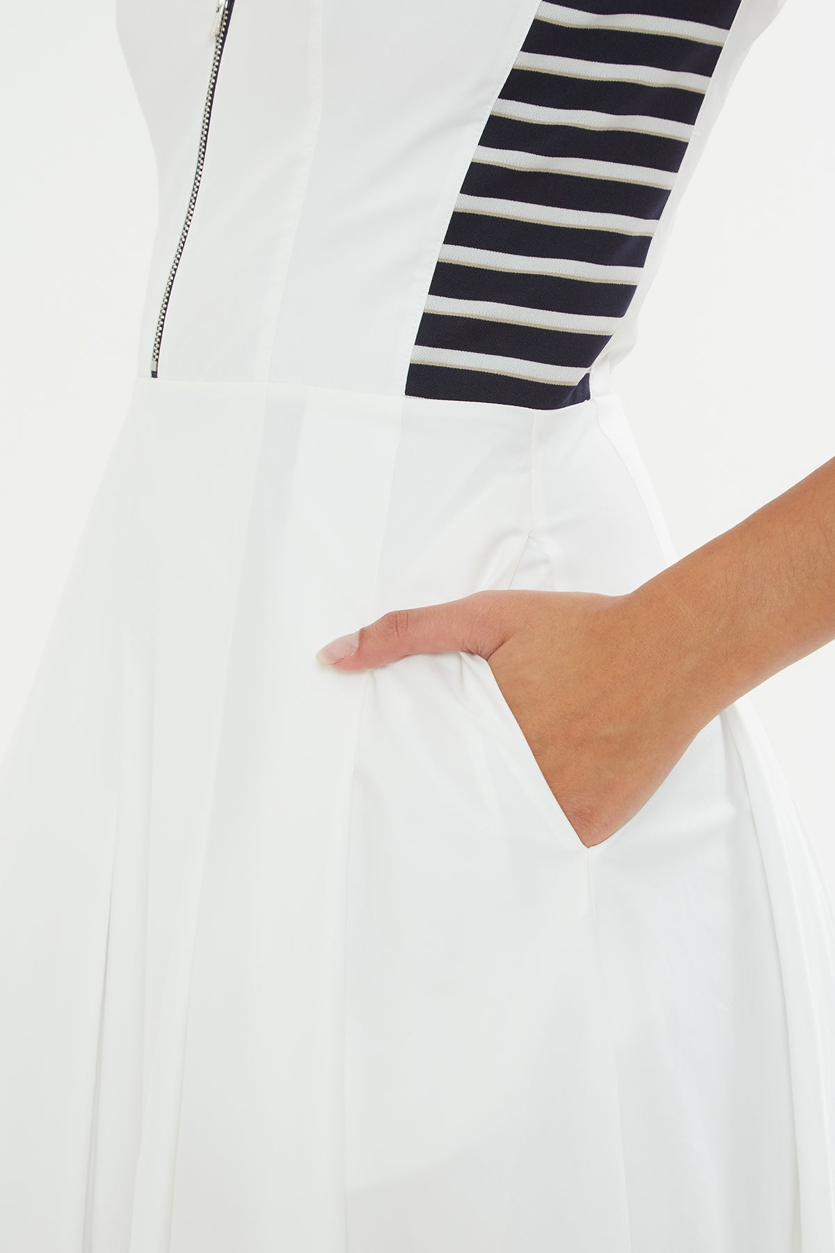 V Yakalı Astarlı Uzun Elbise