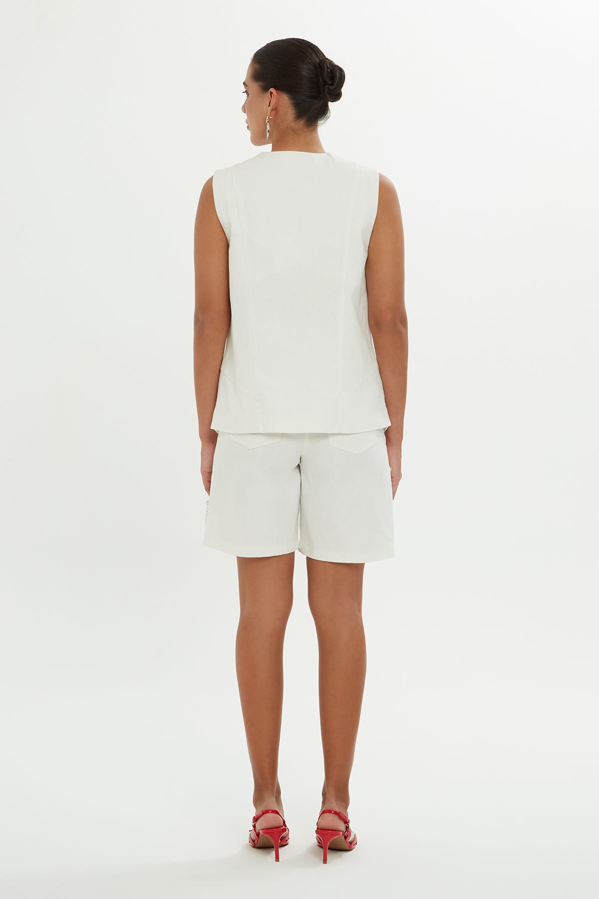 V Yakalı Düğme Detaylı Yelek