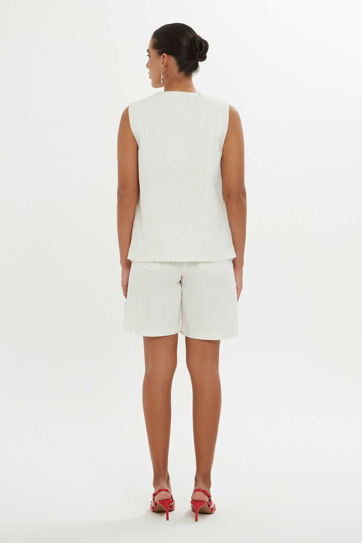 V Yakalı Düğme Detaylı Yelek