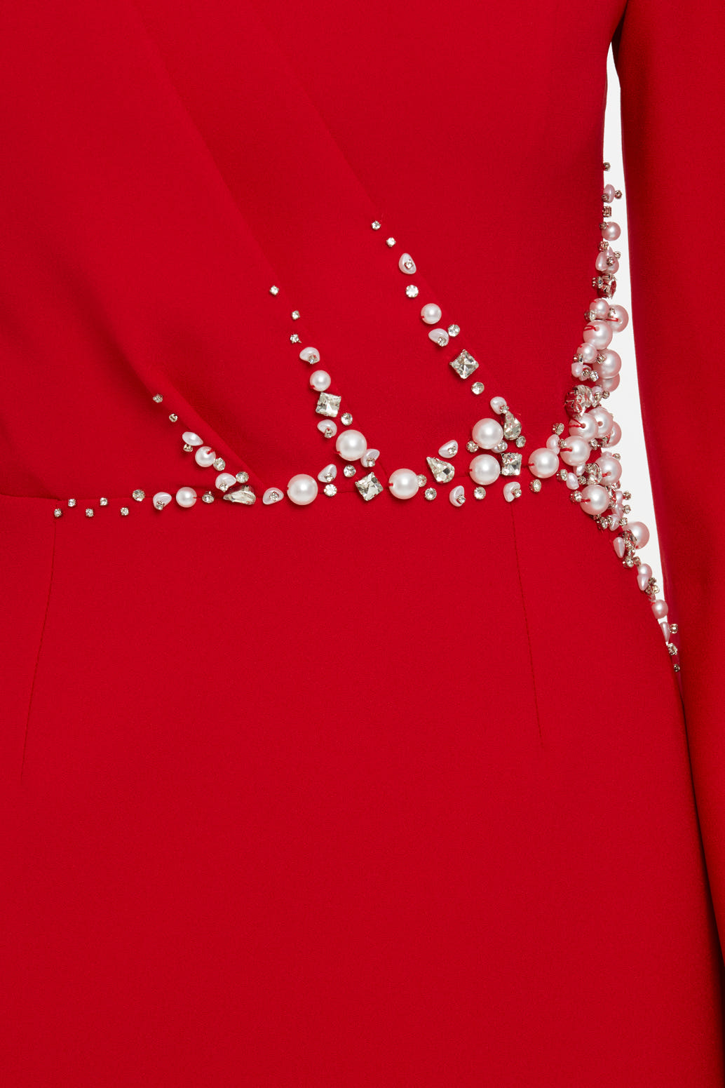 Sırt Detaylı İşlemeli Uzun Elbise