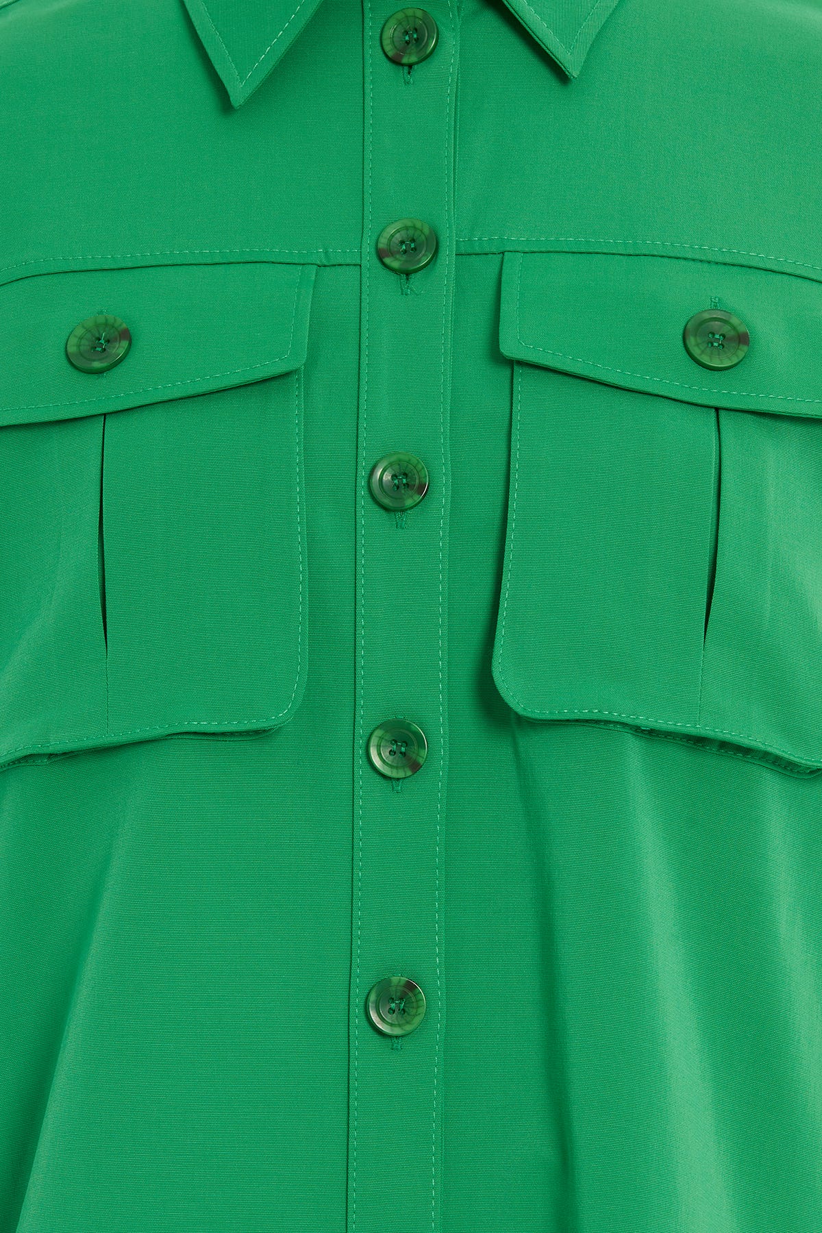 Koldan Düğme Detaylı Torba Cepli Ceket