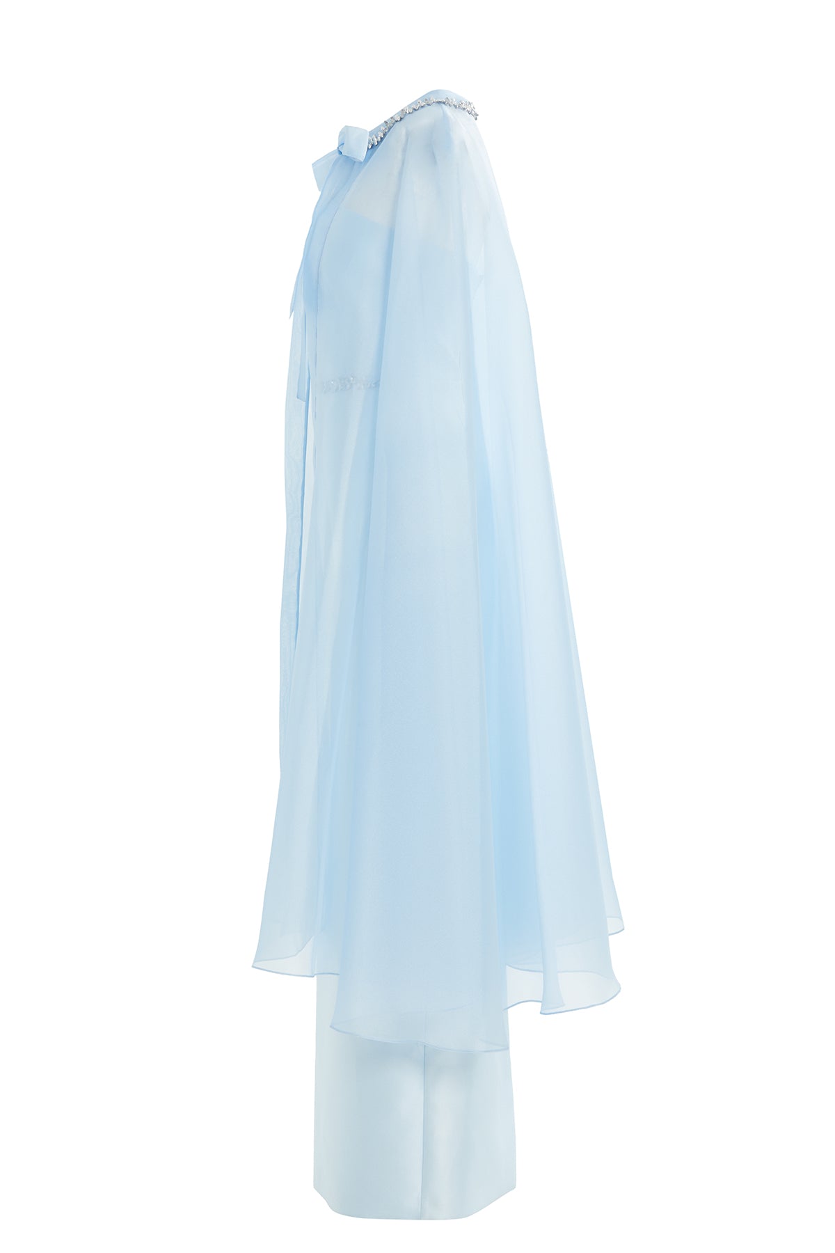 Pelerin Detaylı Beli İşlemeli Straplez Uzun Elbise