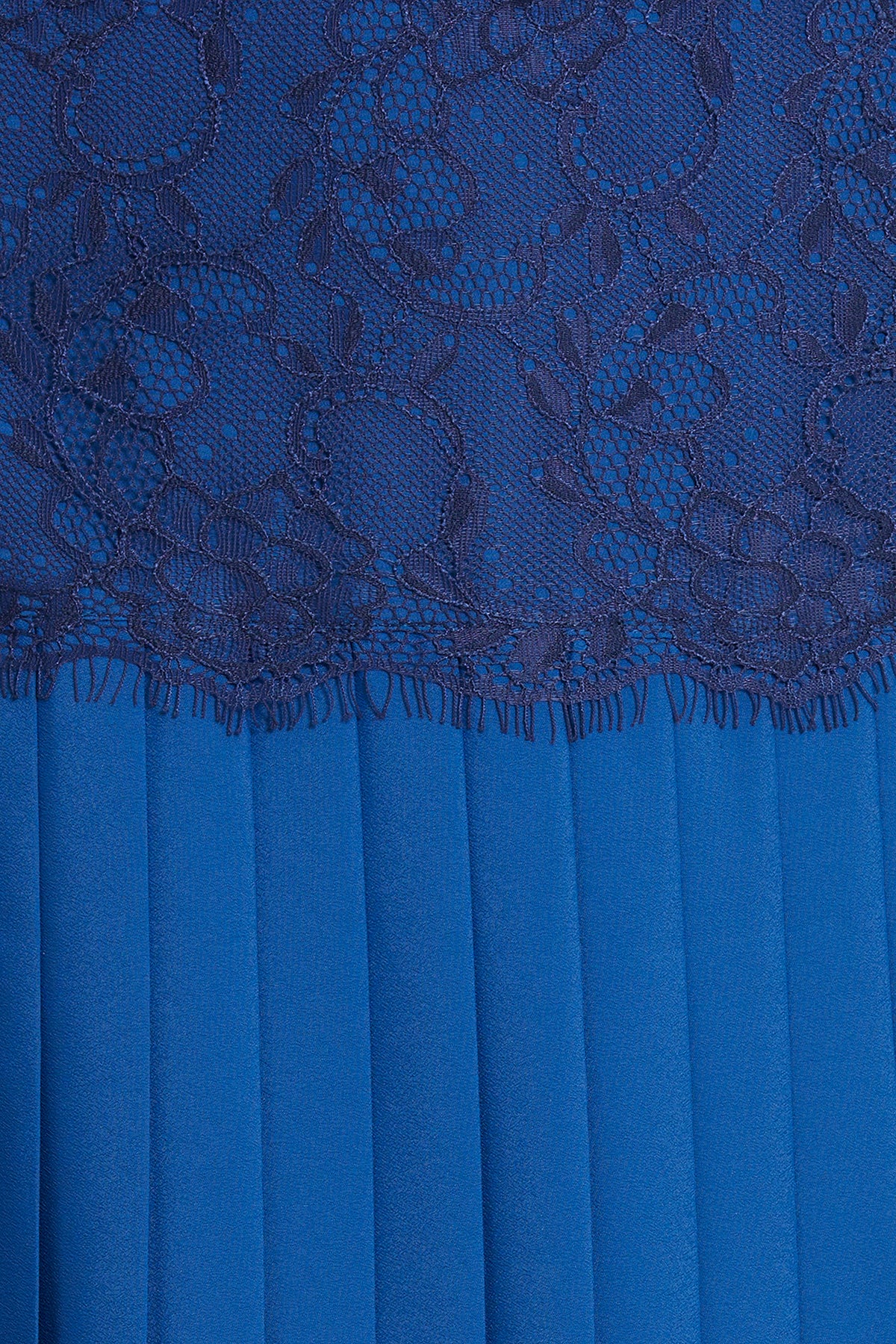 Beli İşlemeli Uzun Etek