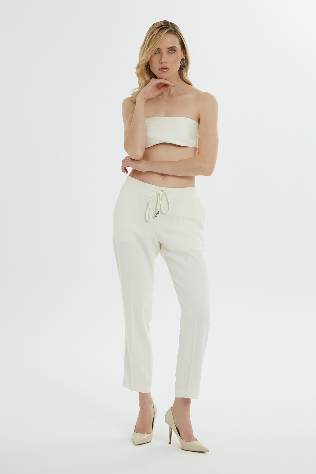 Boru Paça Bağcıklı Ekru Eşofman