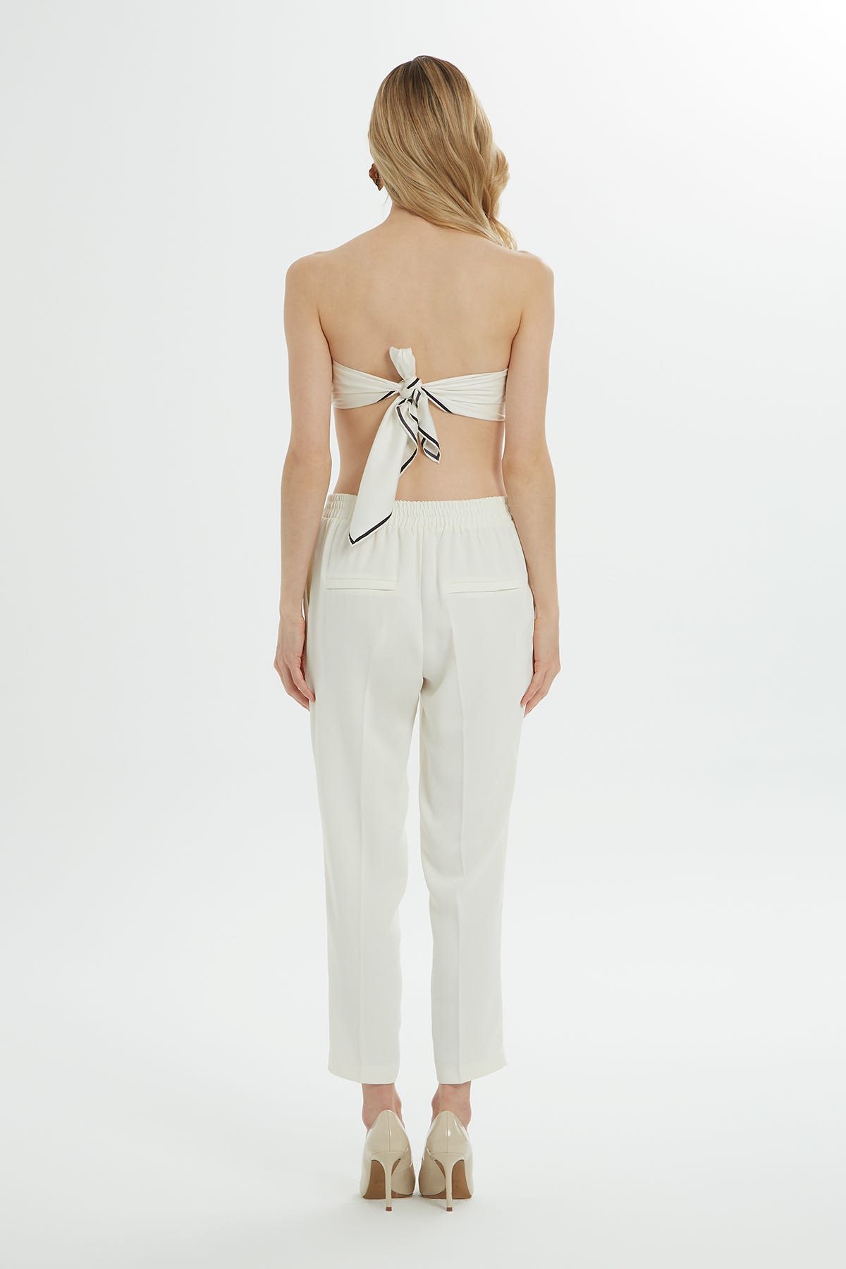 Boru Paça Bağcıklı Ekru Eşofman