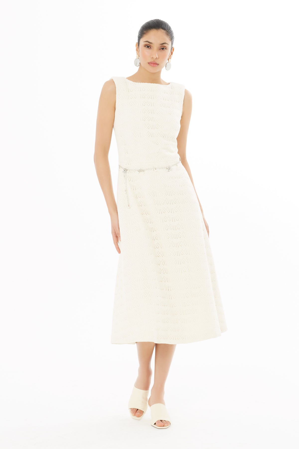 Vatkalı Zincir Kemerli Midi Elbise