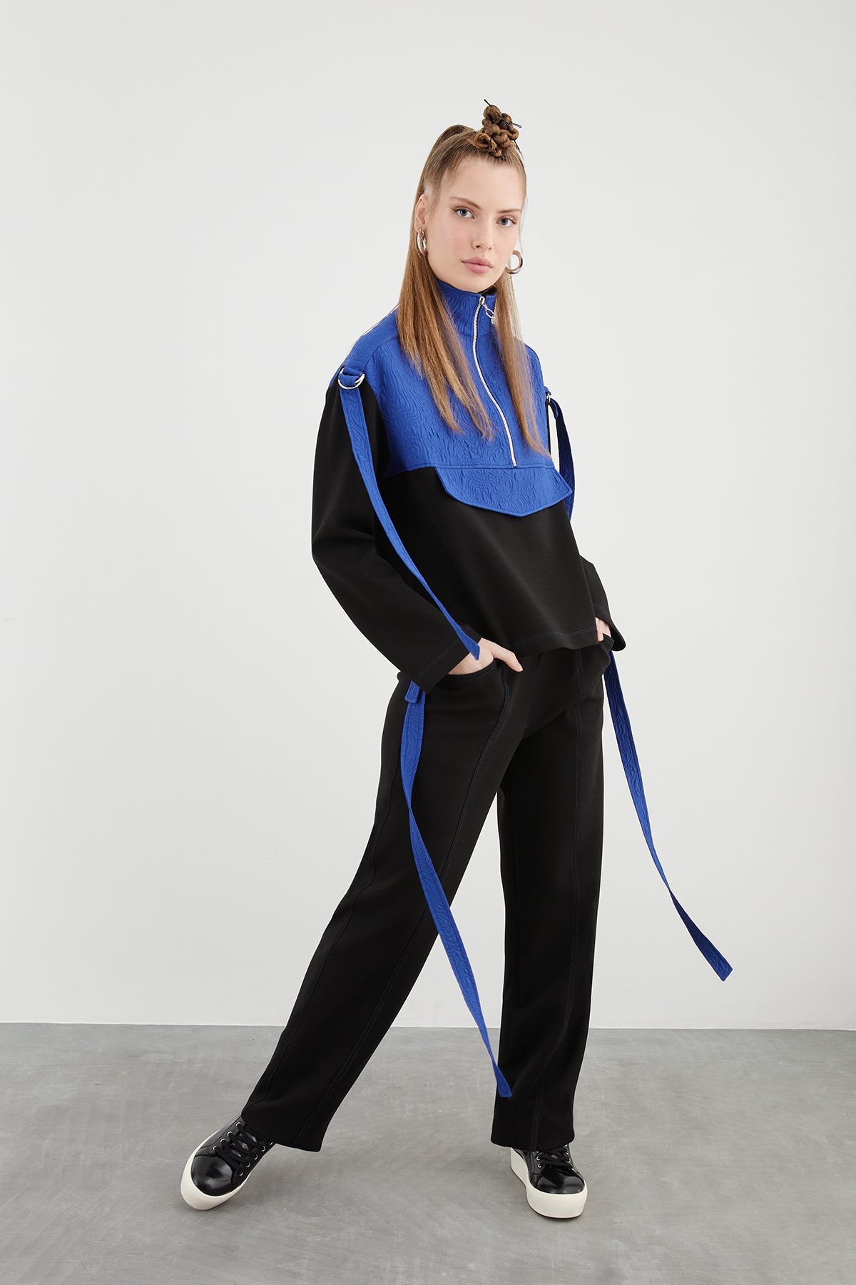 Aksesuarlı Rahat Kesim Eşofman Takımı