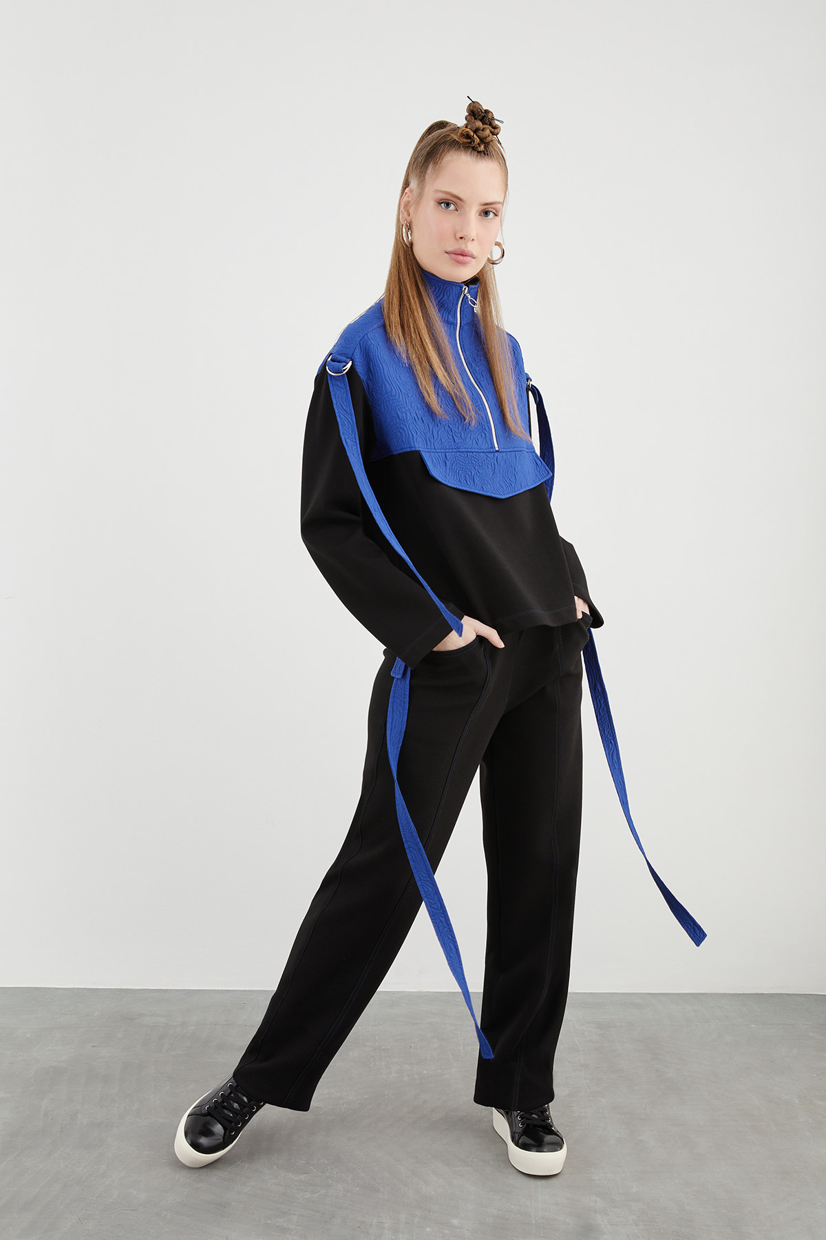 Aksesuarlı Rahat Kesim Eşofman Takımı