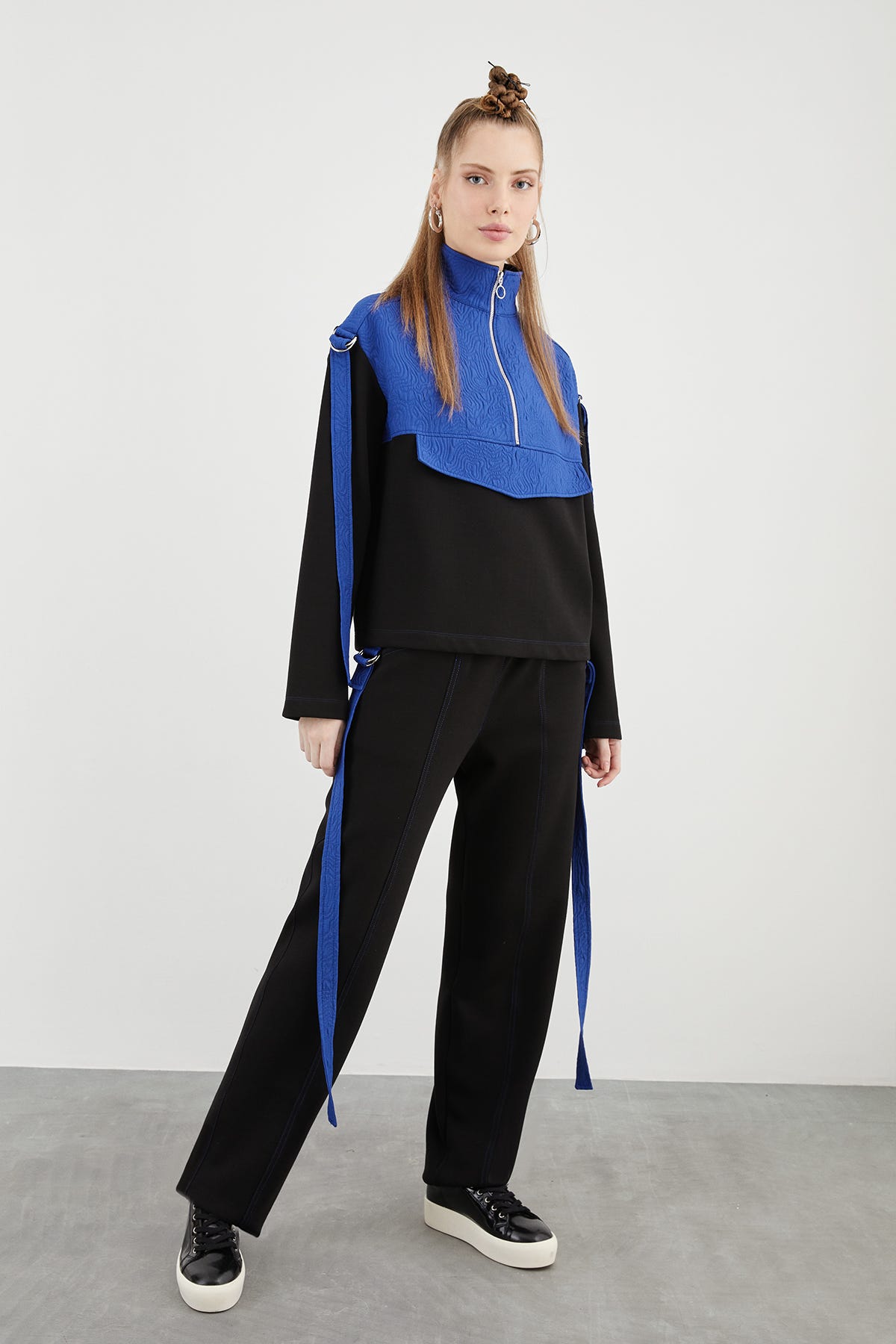 Aksesuarlı Rahat Kesim Eşofman Takımı