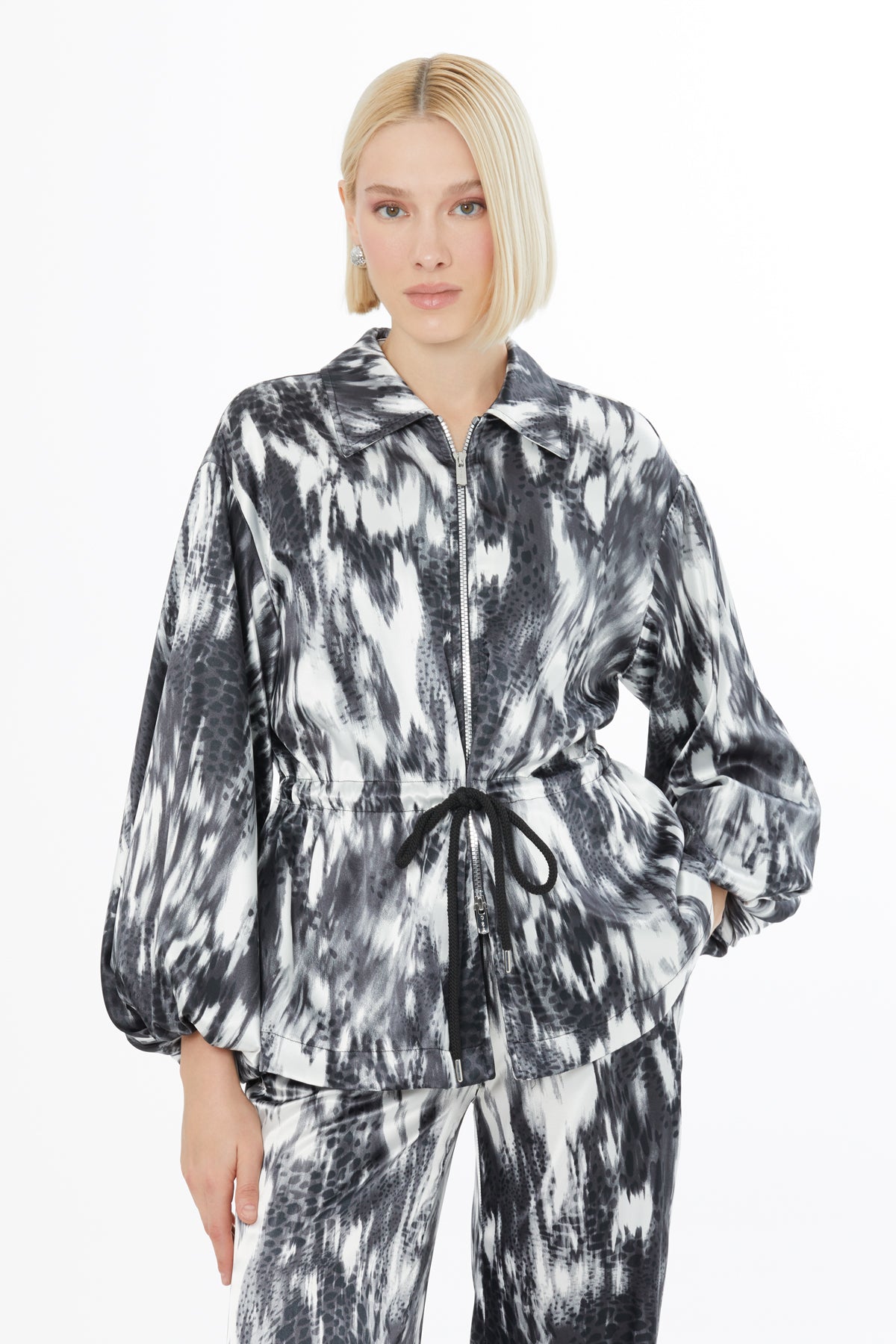 Kolları Büzgülü Desenli Salaş Kadın Takım