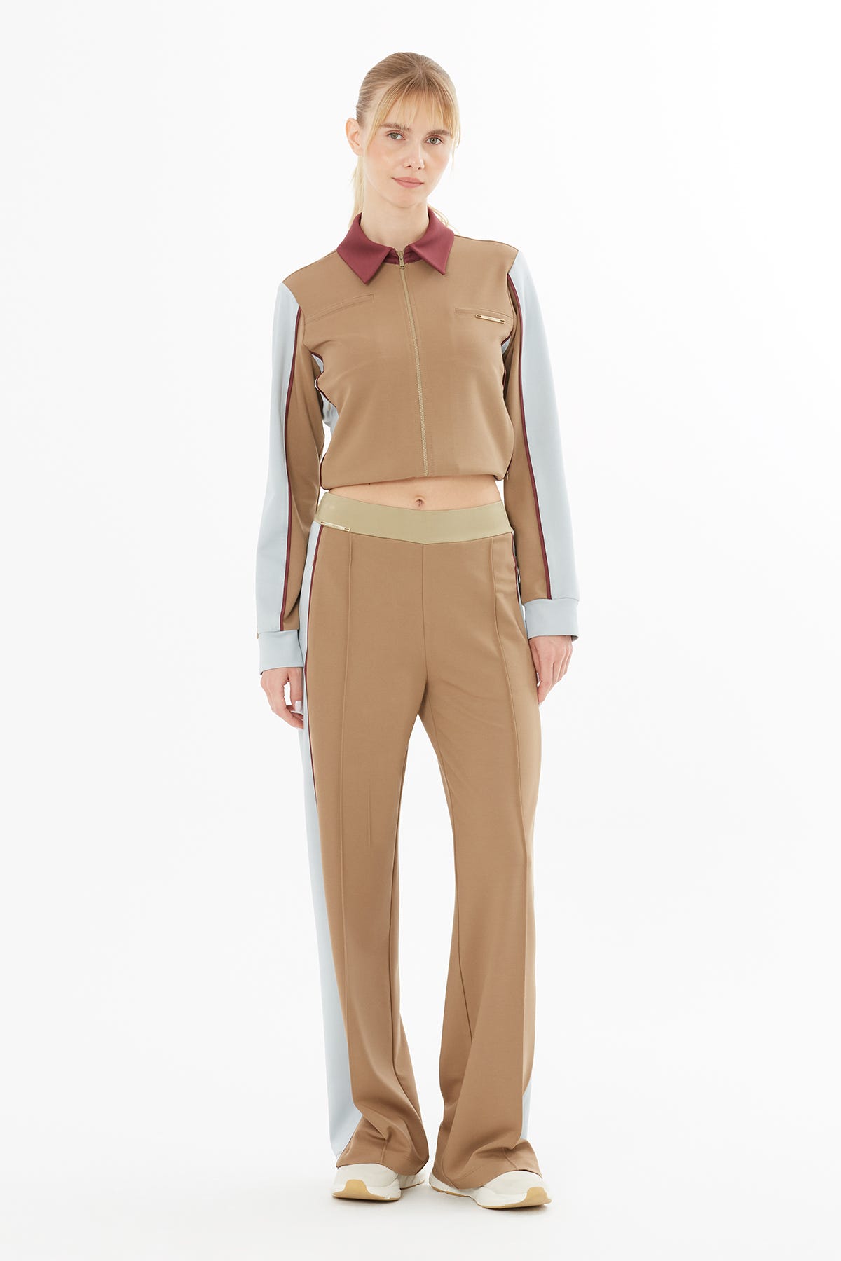 Aksesuar Detaylı Konrast Detaylı Eşofman Altı