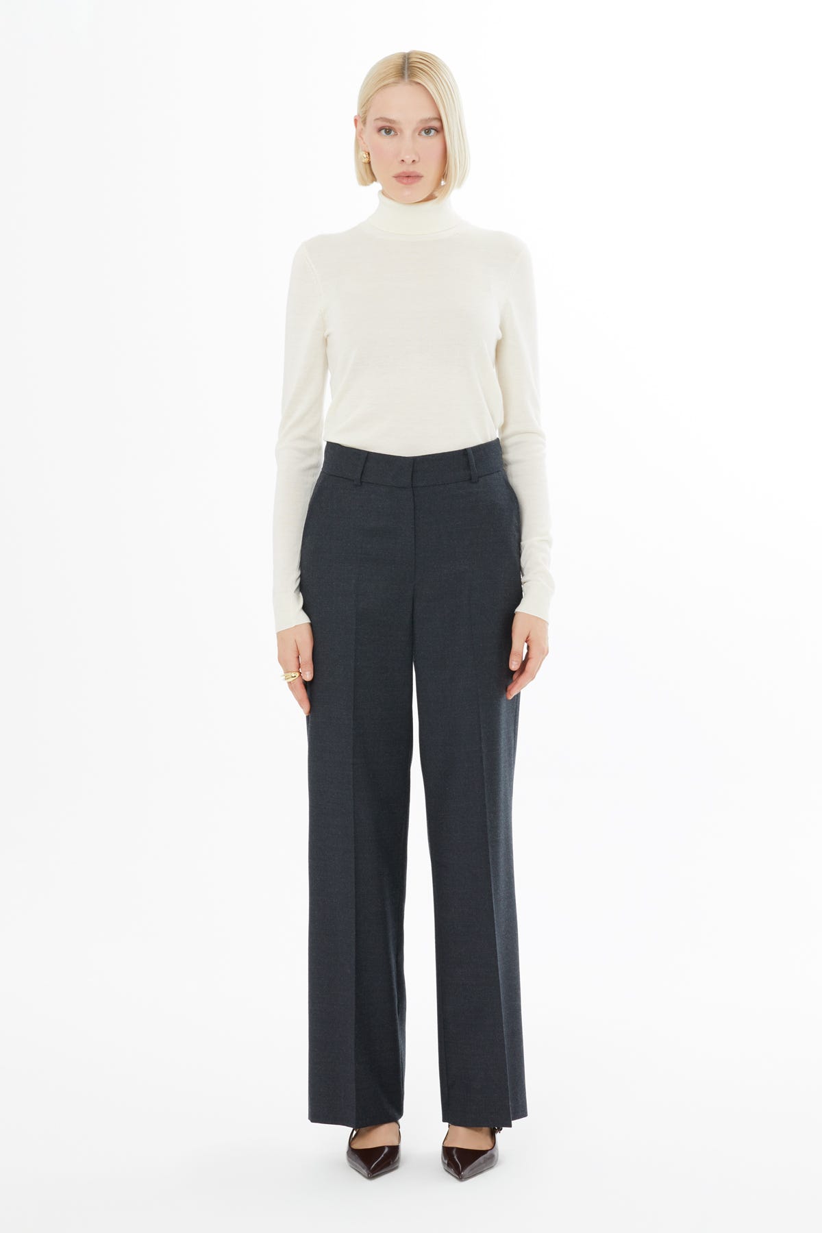 Ön Orta Fermuar Ve Agraf Kapamalı Bol Kadın Pantolon