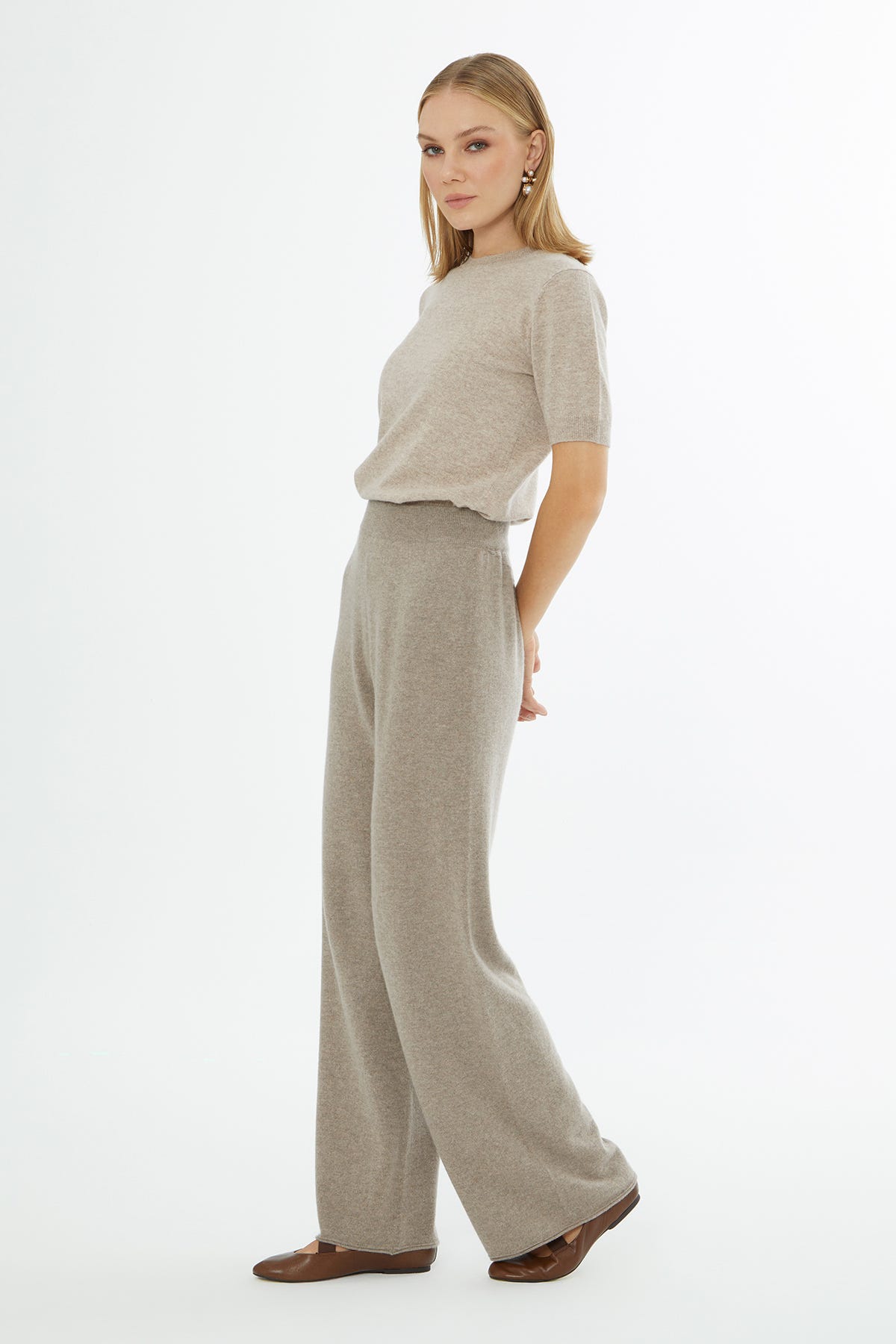 Beli Lastikli Geniş Paça Triko Pantolon