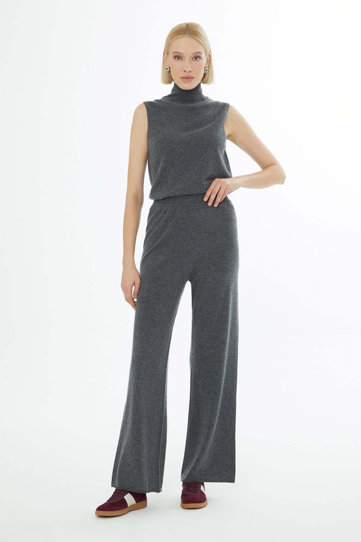 Beli Lastikli Geniş Paça Triko Pantolon