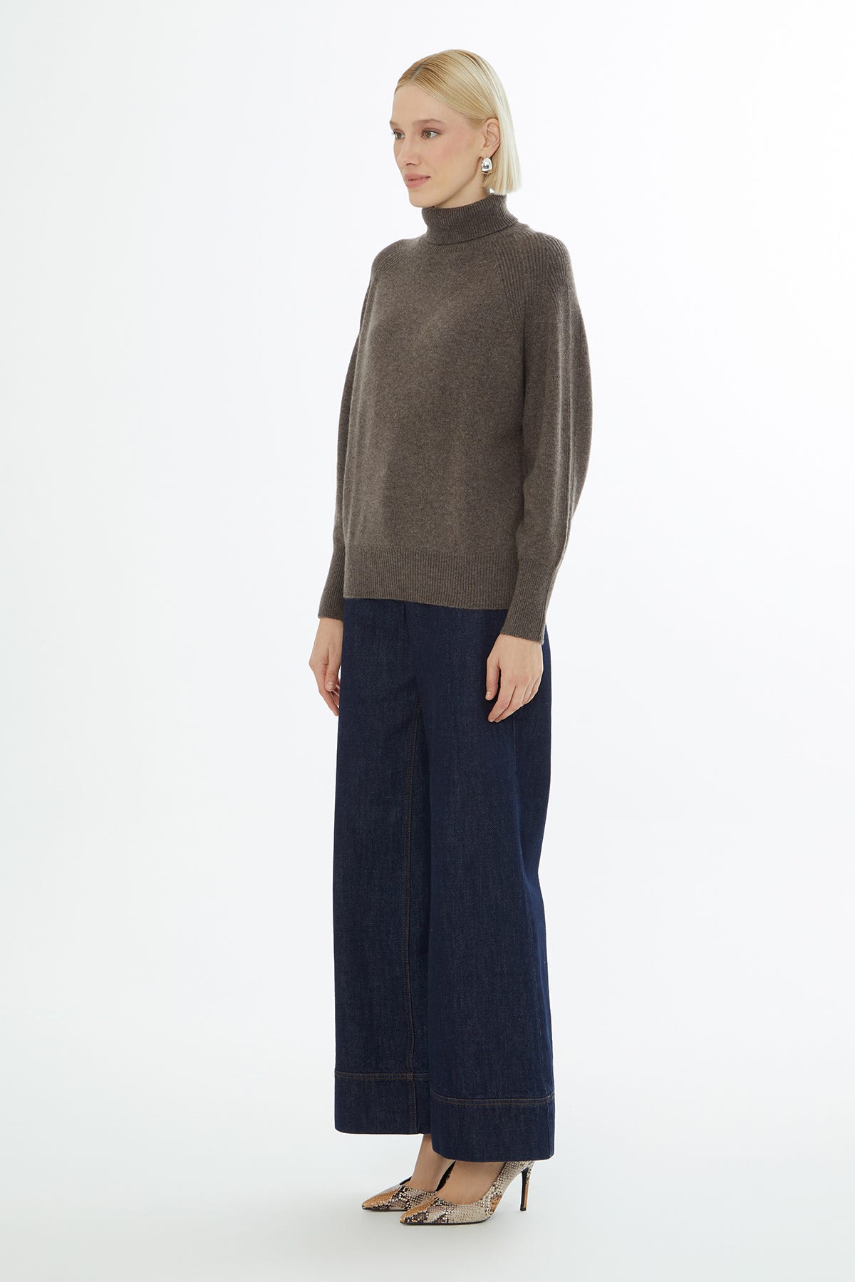 Boğazlı Uzun Kollu Kazak