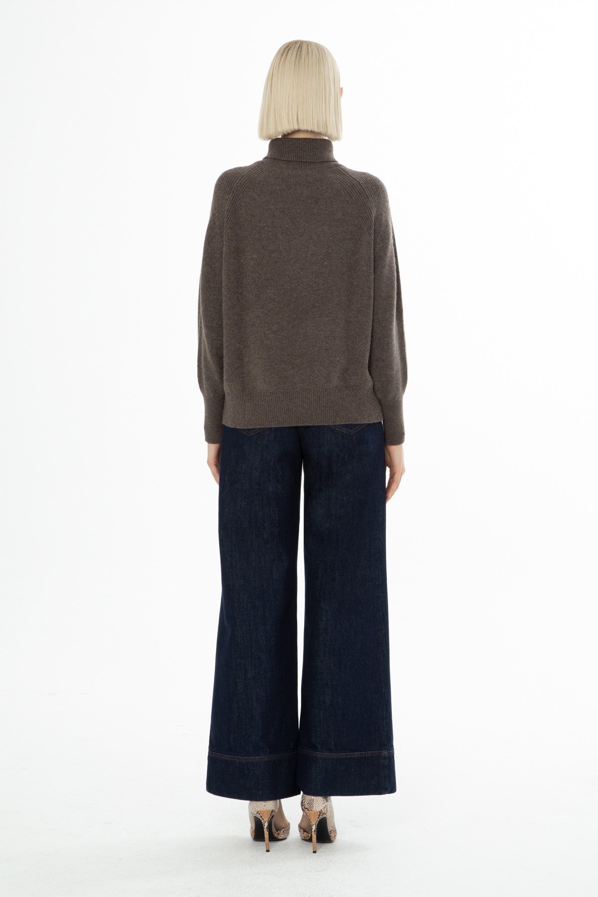 Boğazlı Uzun Kollu Kazak