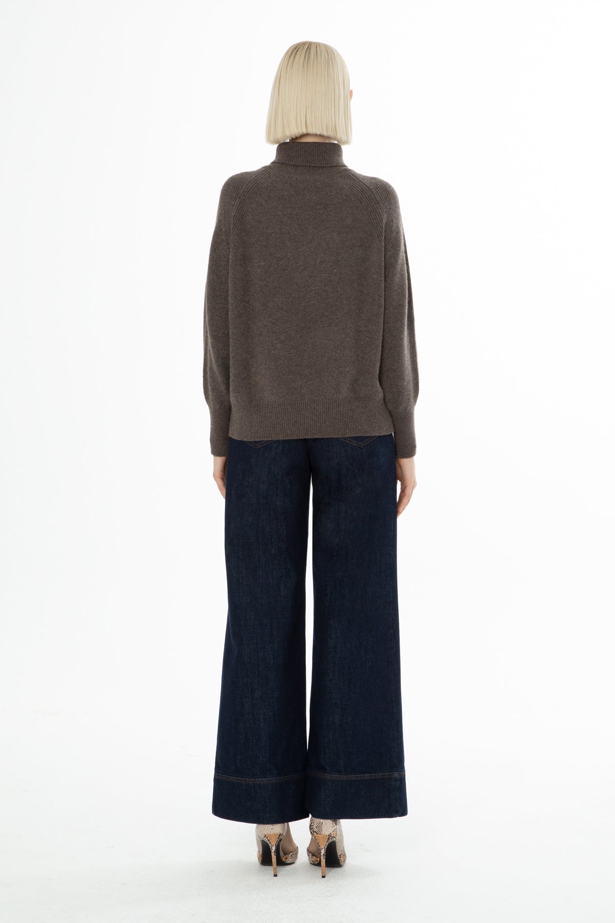 Boğazlı Uzun Kollu Kazak