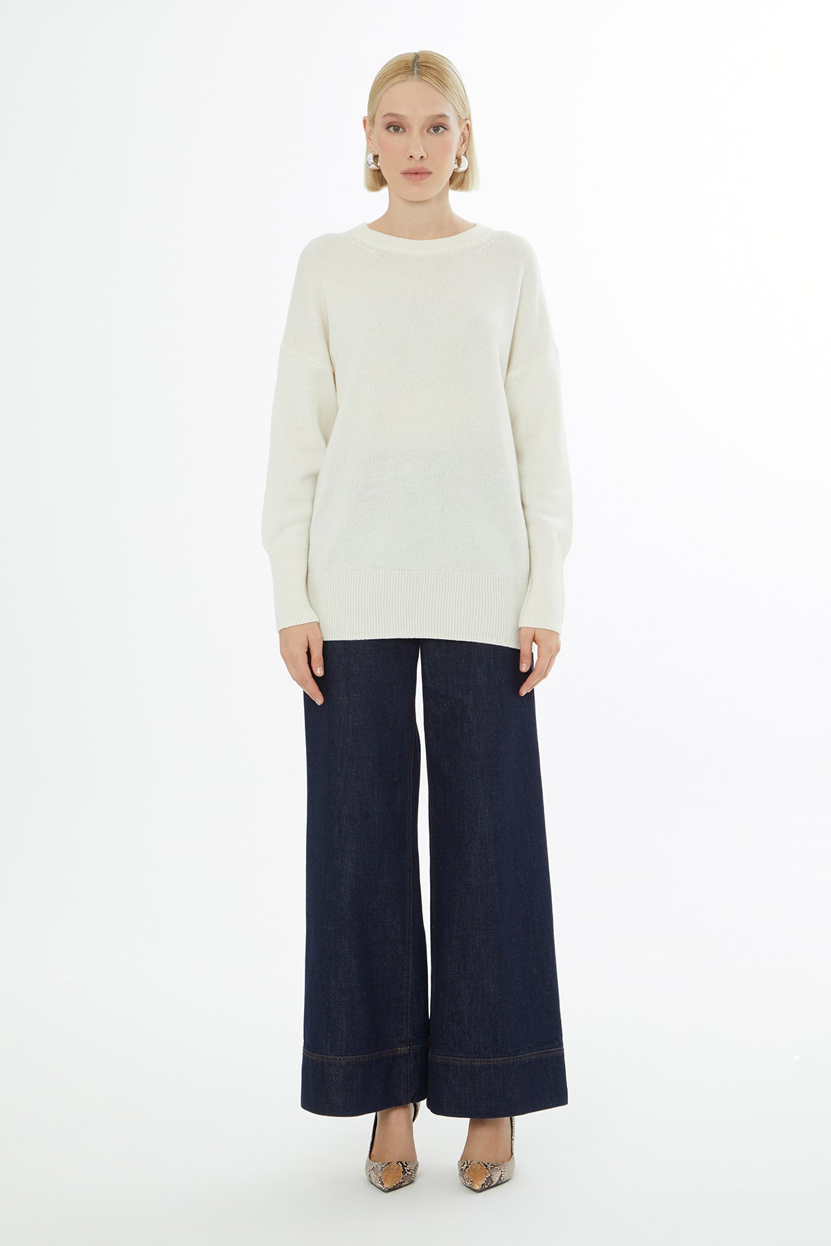 Yuvarlak Yaka Uzun Kol Kazak