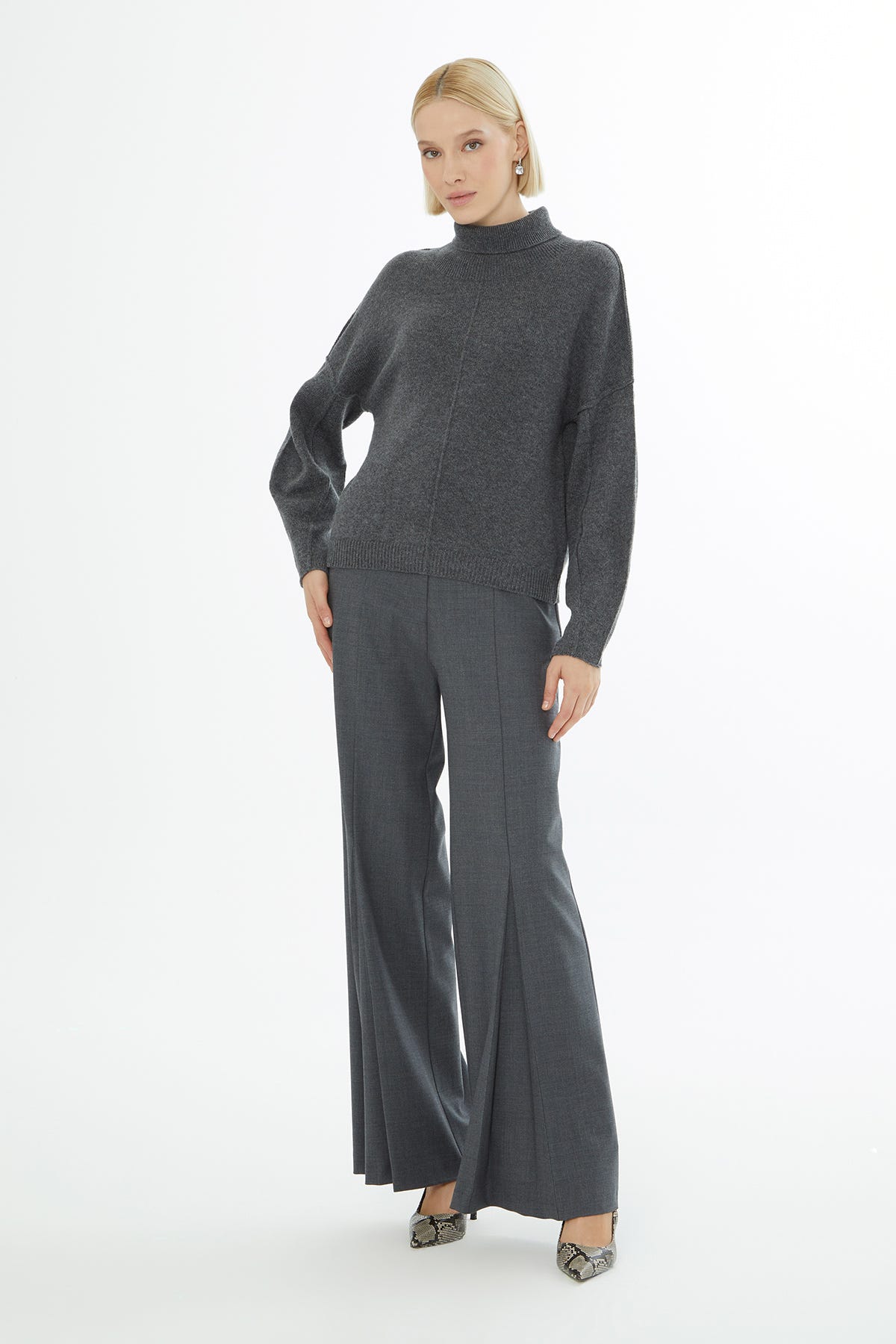 Boğazlı Uzun Kollu Kazak