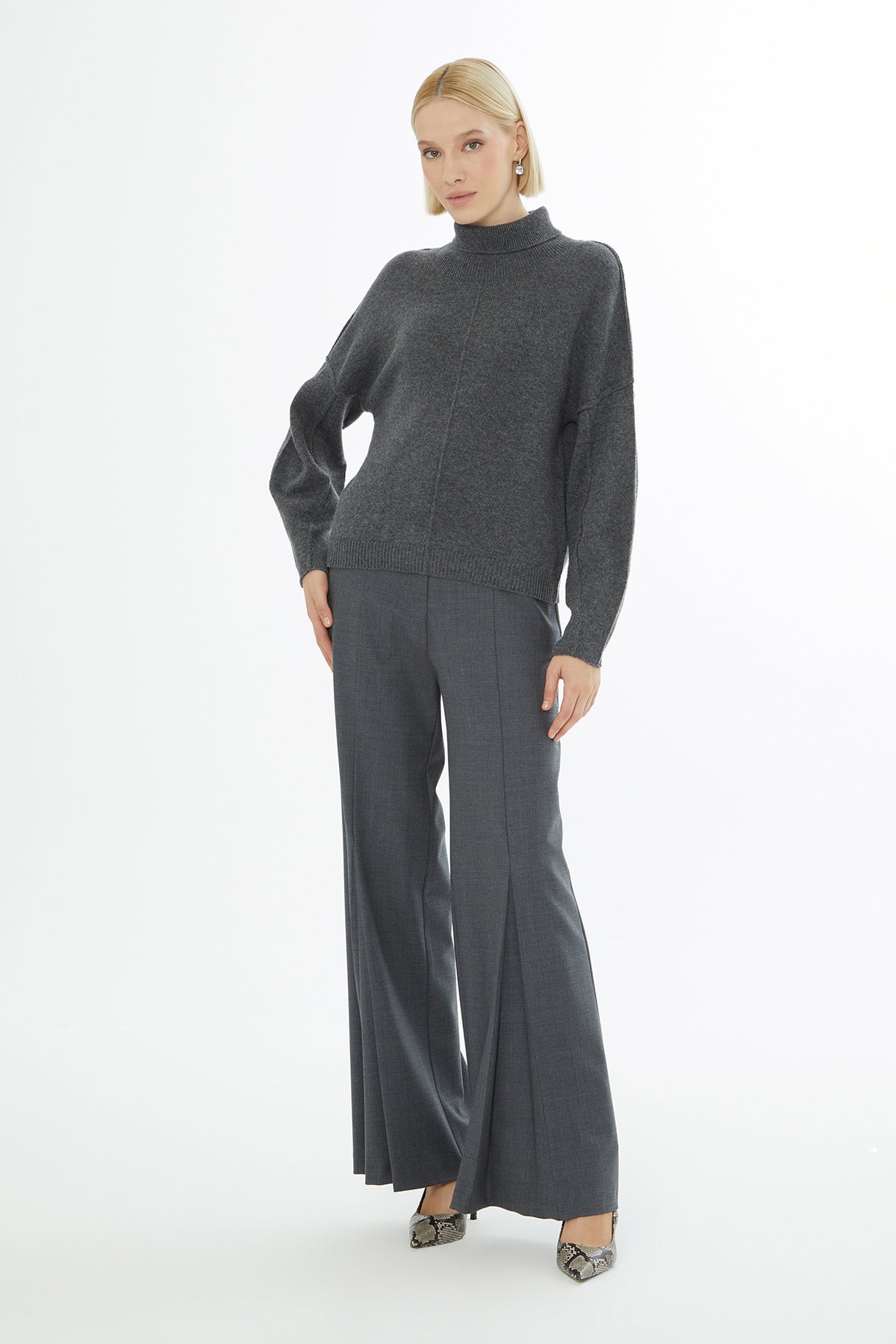 Boğazlı Uzun Kollu Kazak