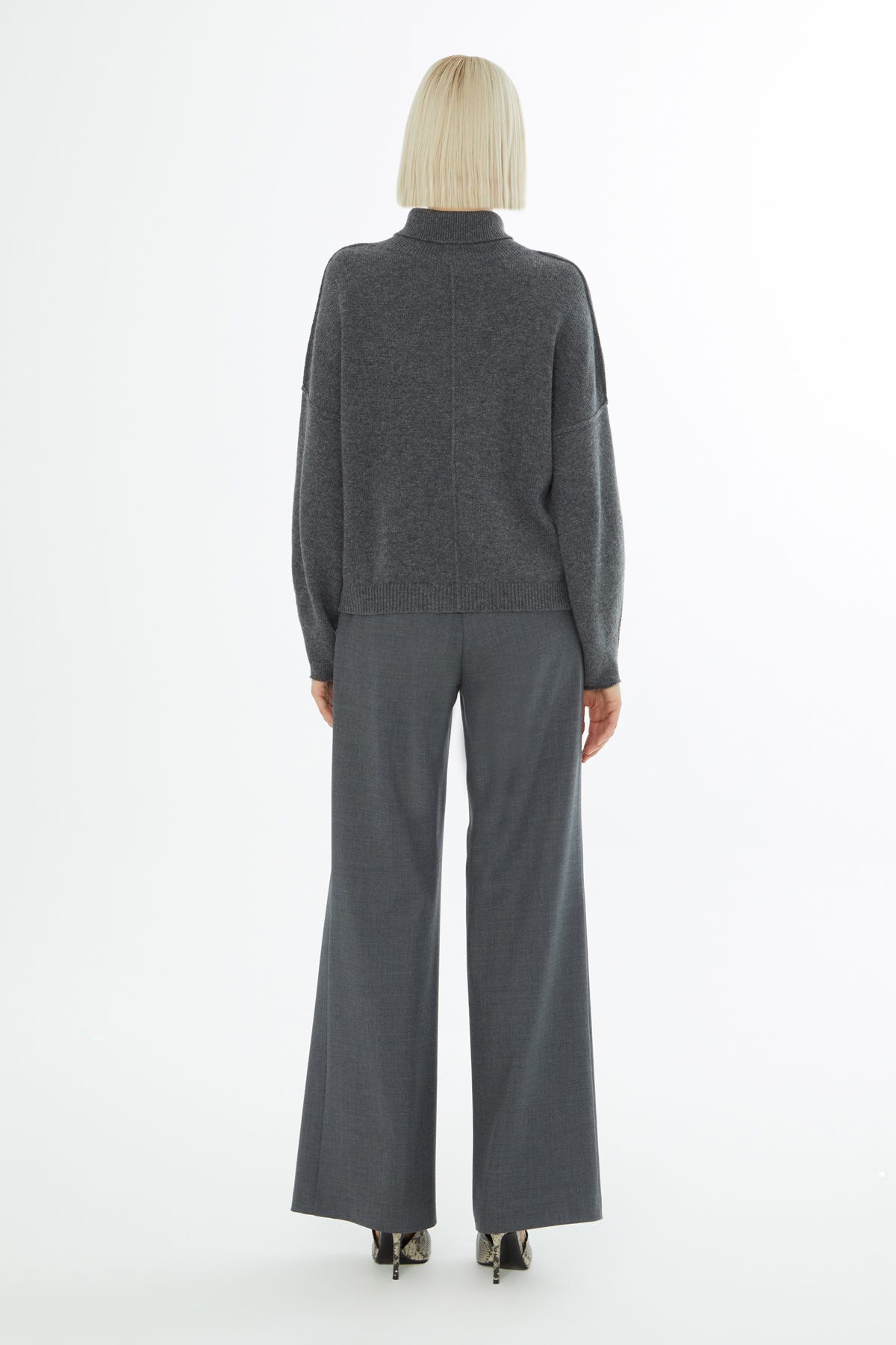 Boğazlı Uzun Kollu Kazak