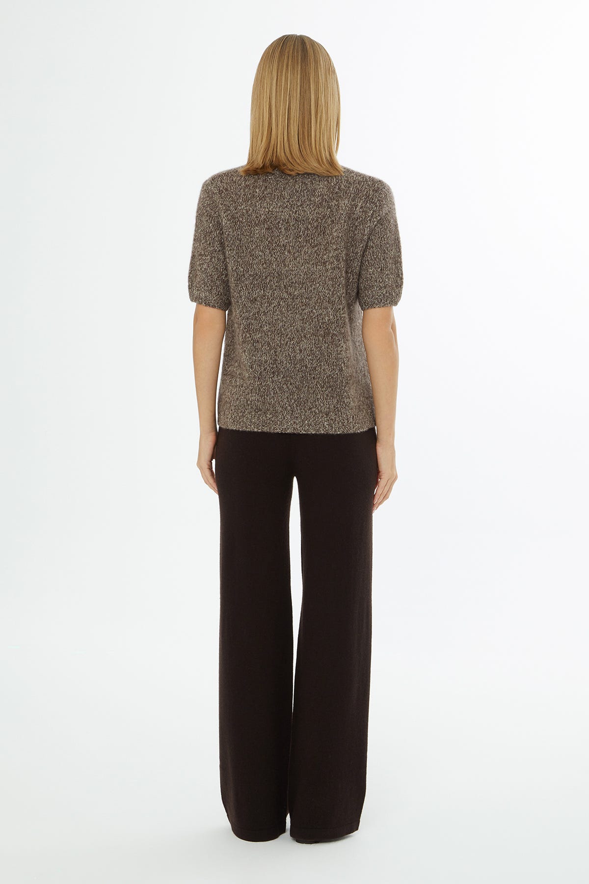 Yuvarlak Yaka Kısa Kol Triko